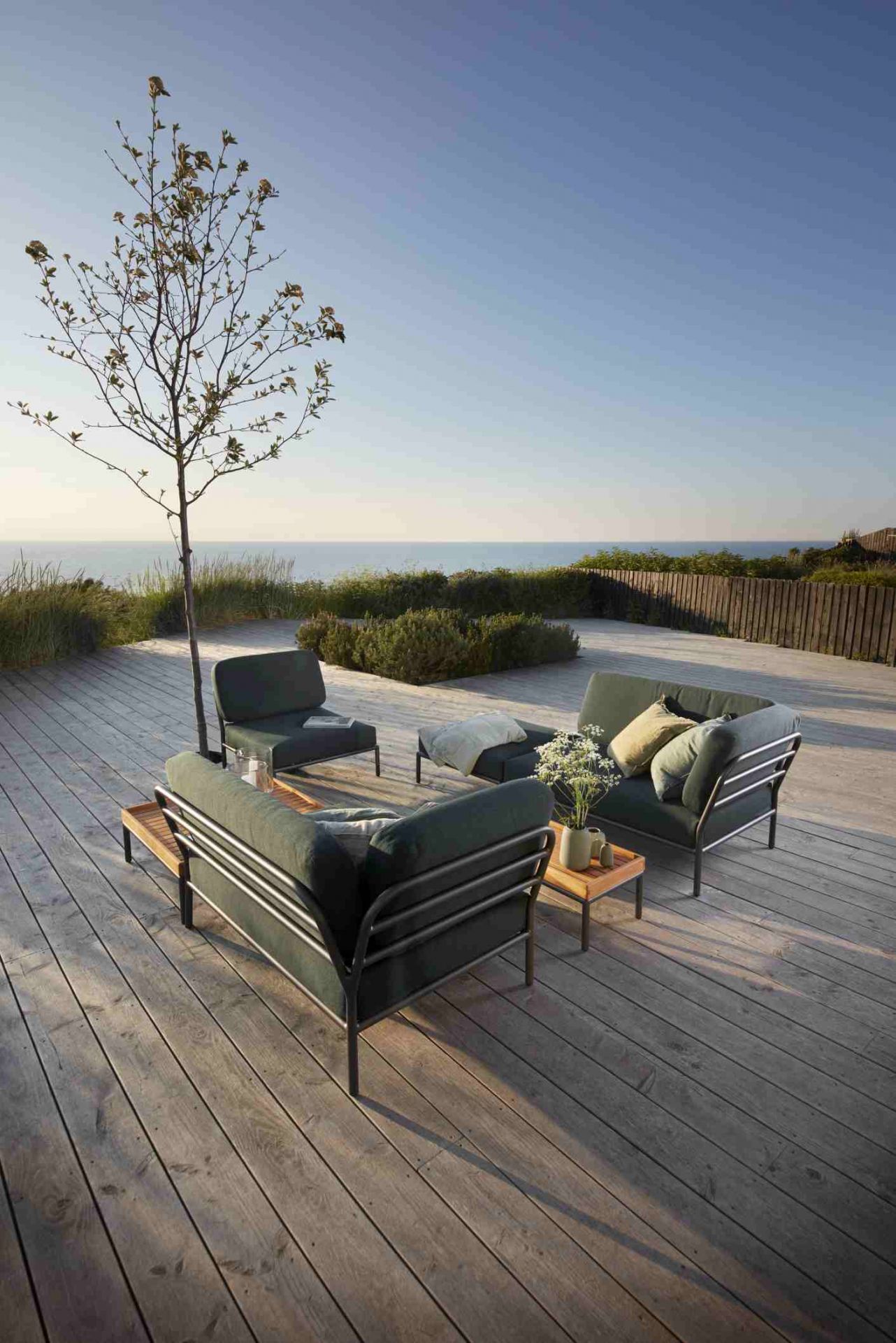 Level Coffee Table Outdoor Couchtisch Houe   