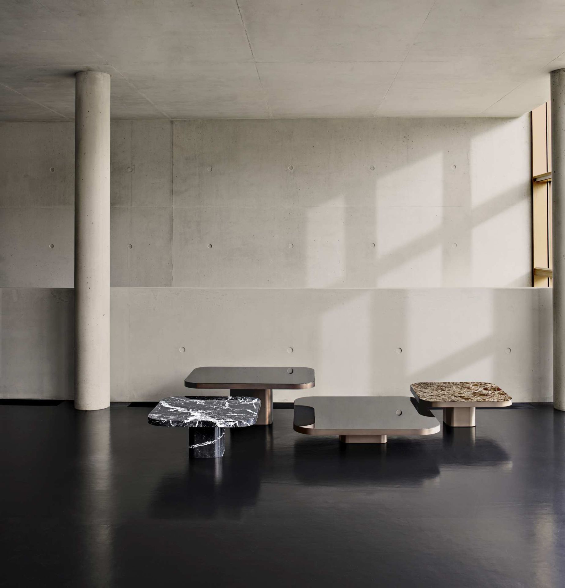Bow Coffee Table Couchtisch No. 4 ClassiCon 