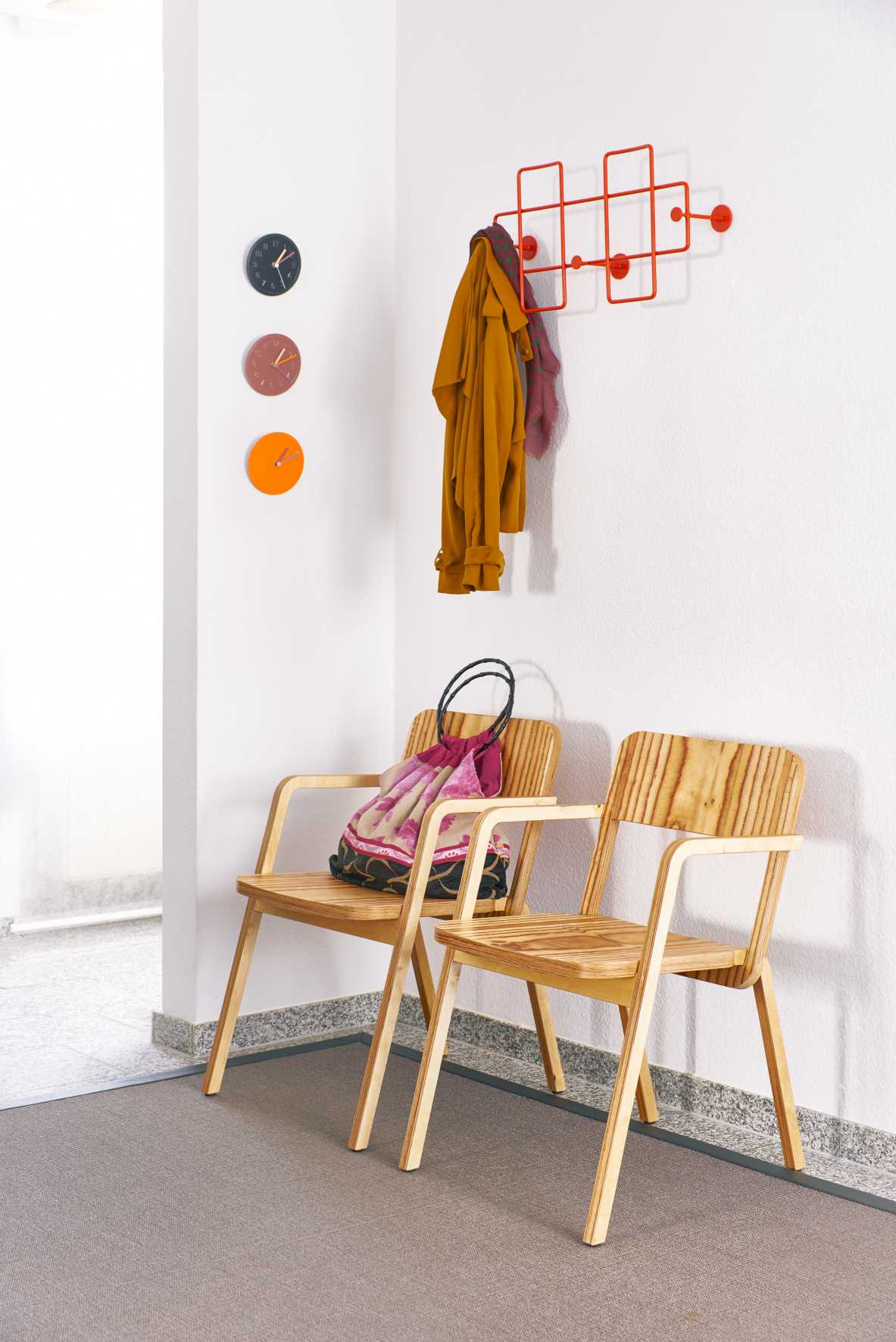 Bazar Wandgarderobe mittel Richard Lampert