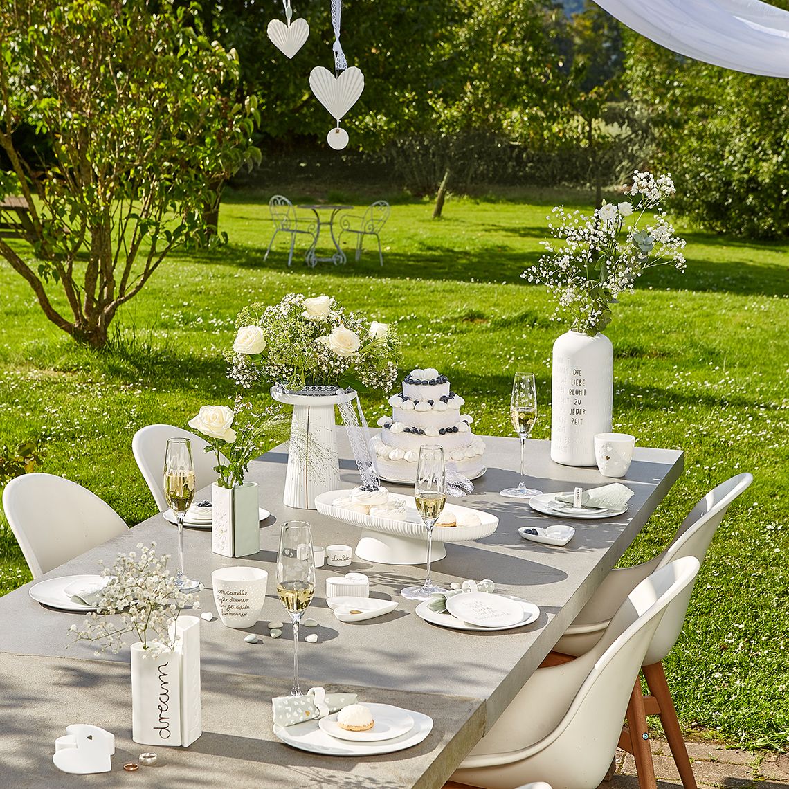 "Die Liebe Blüht zu Jeder Zeit" Hochzeit Vase Räder 