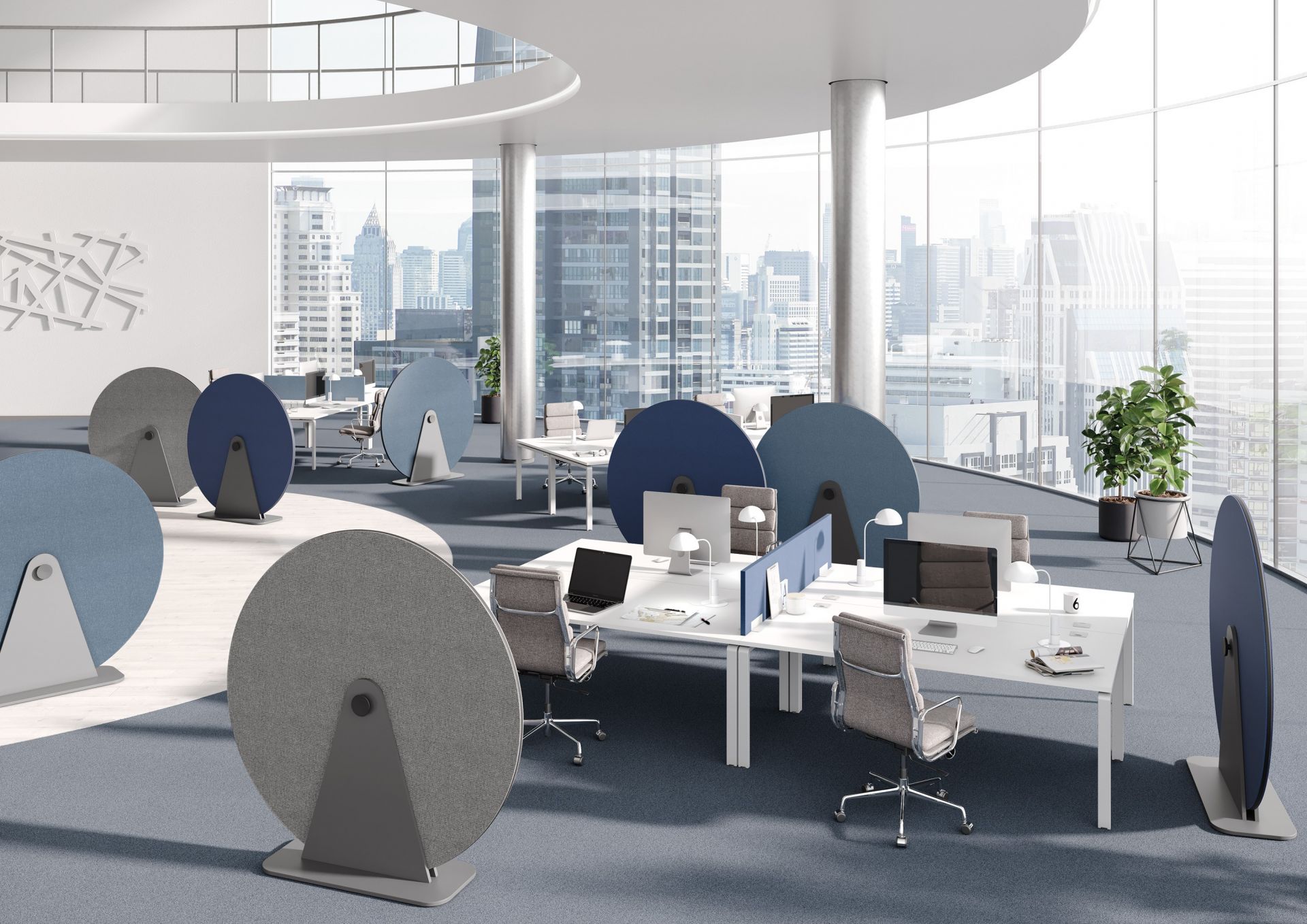 Modernes Großraumbüro mit Palmberg Akustik-Scheiben Terio Plus Disc in Grau und Blau zur Schallabsorption und als Raumteiler.
