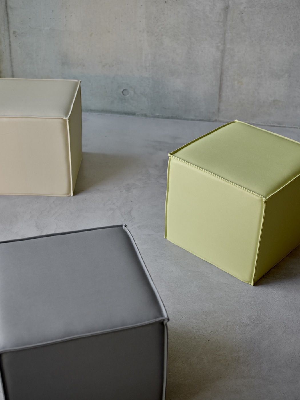 Space Pouf Hocker Softline