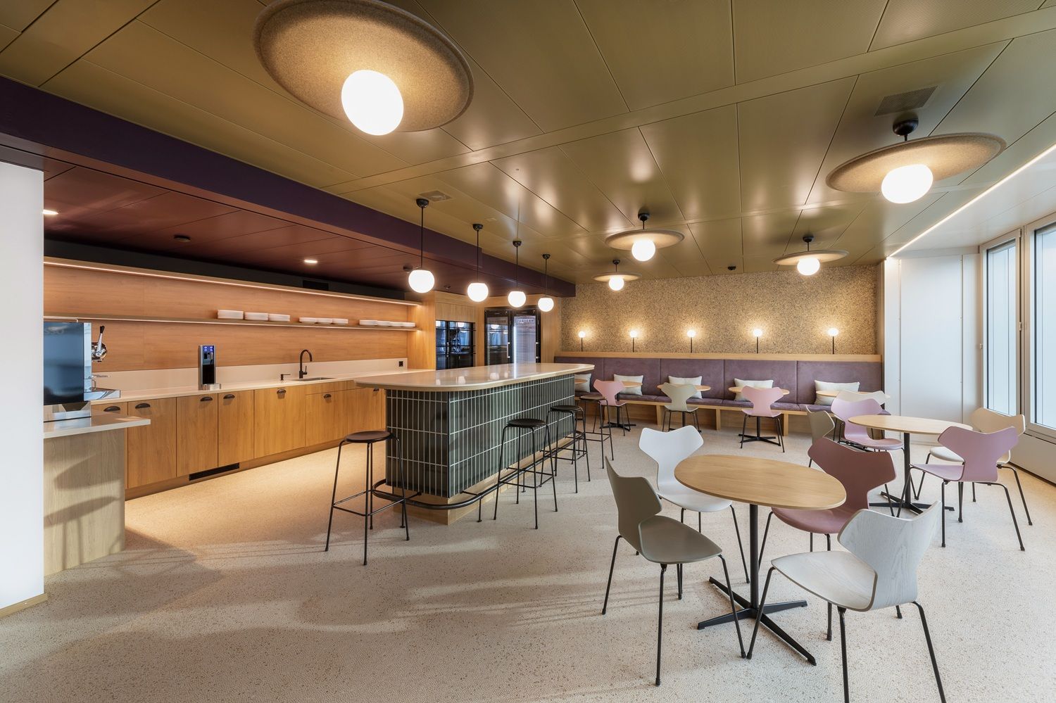 High Dot Counter Stool Barhocker Fritz Hansen