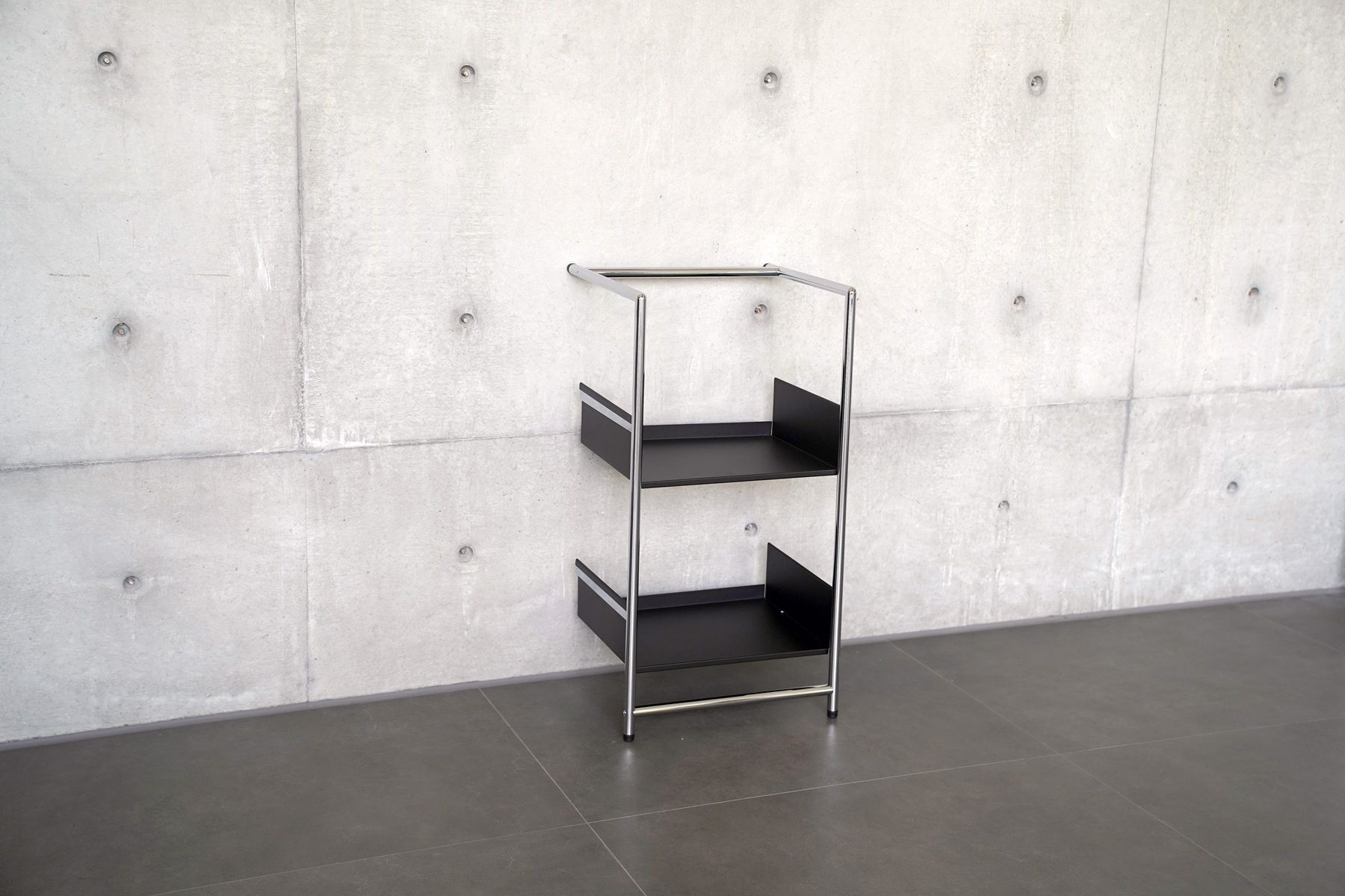Pool 82 S Anlehnregal / Schuhregal Mox