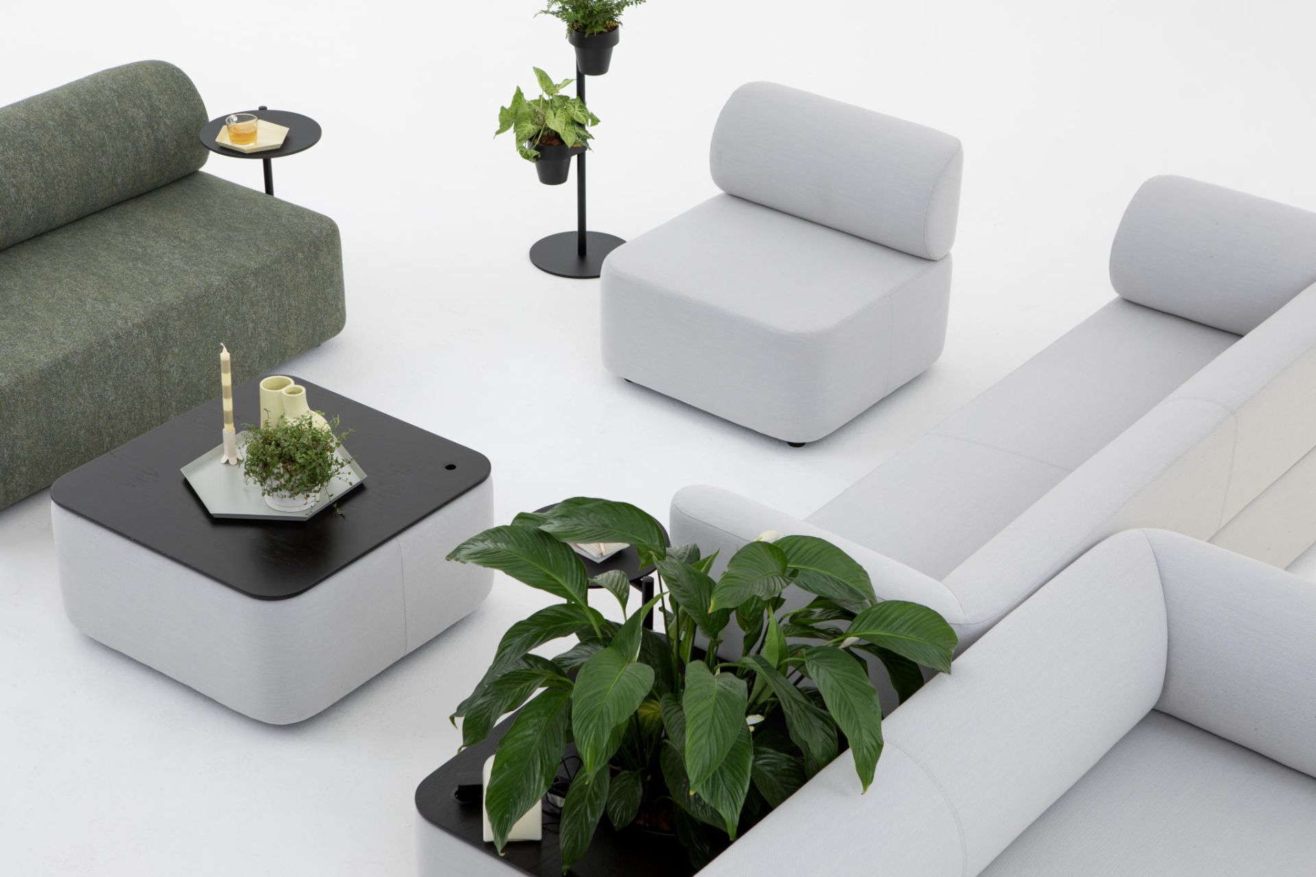 Mezza Table Couchtisch Cascando