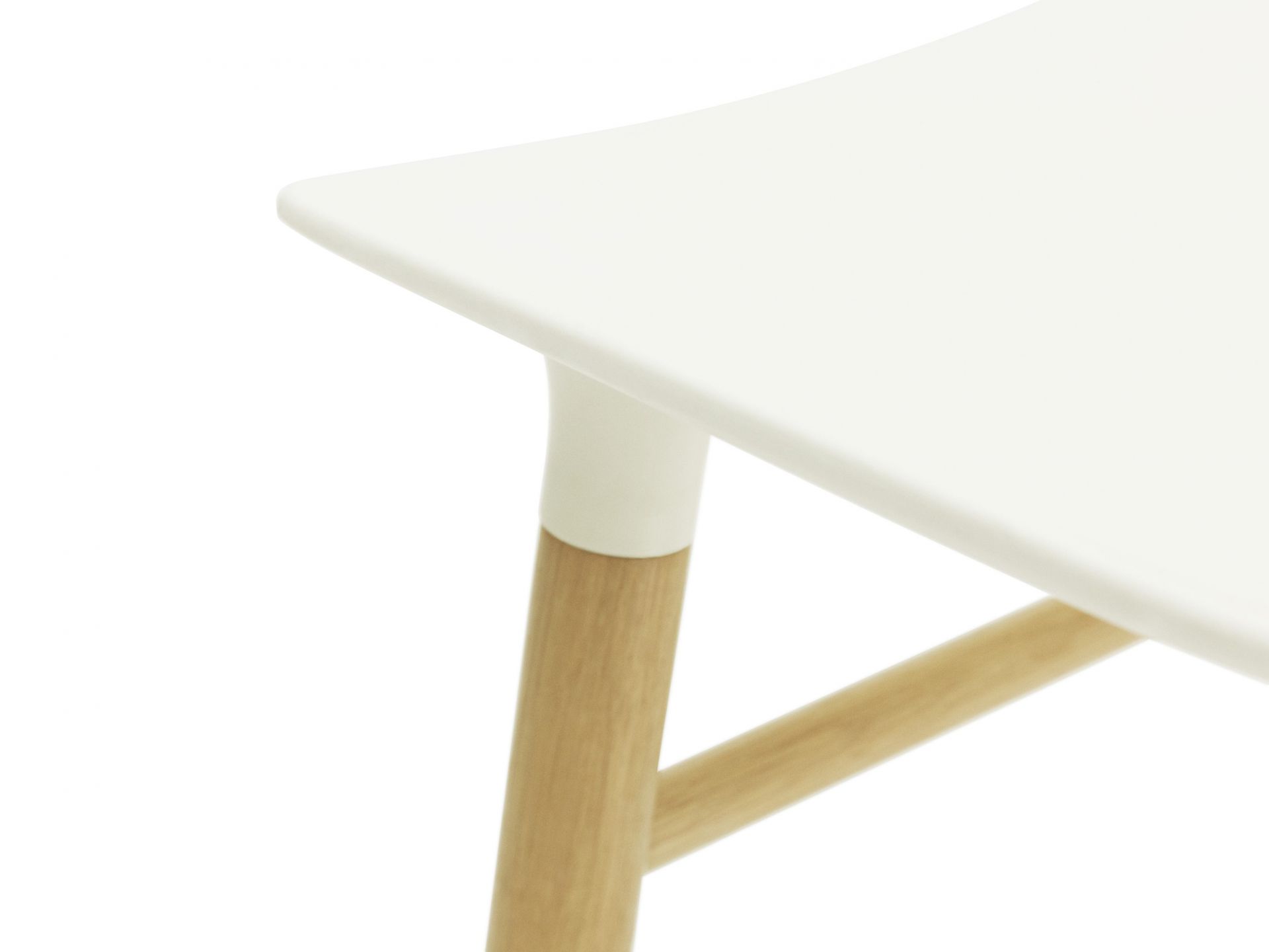 Form Barstool Barhocker H 65 cm Holz Normann Copenhagen