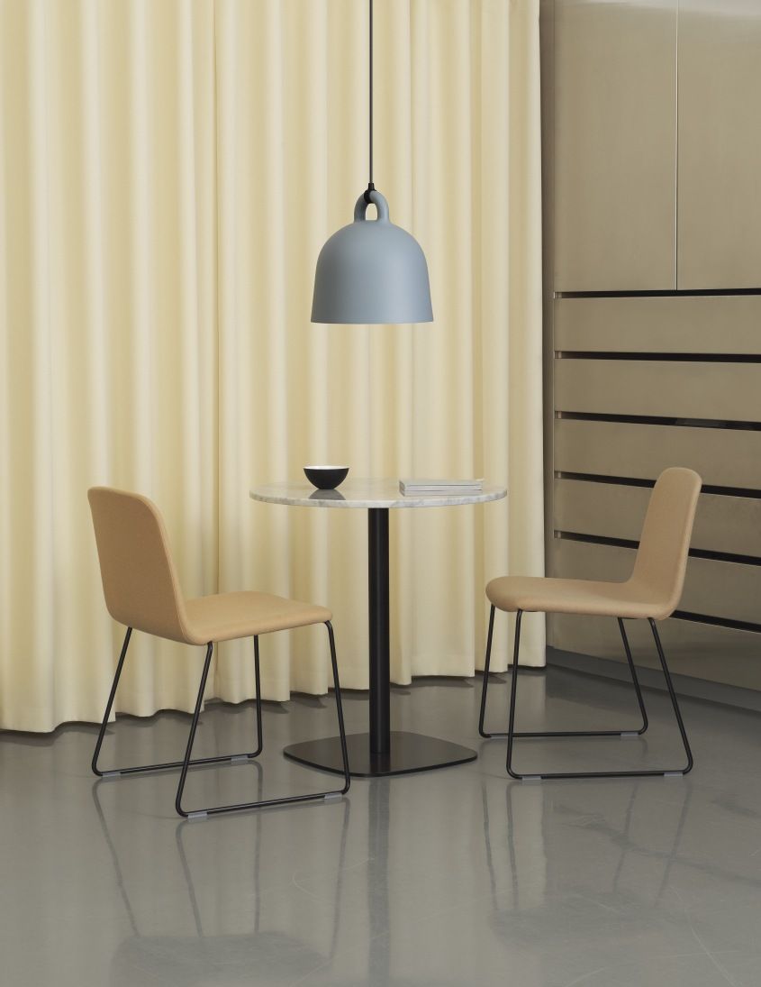 Bell Lamp Hängeleuchte Normann Copenhagen Sand Ø 35 cm