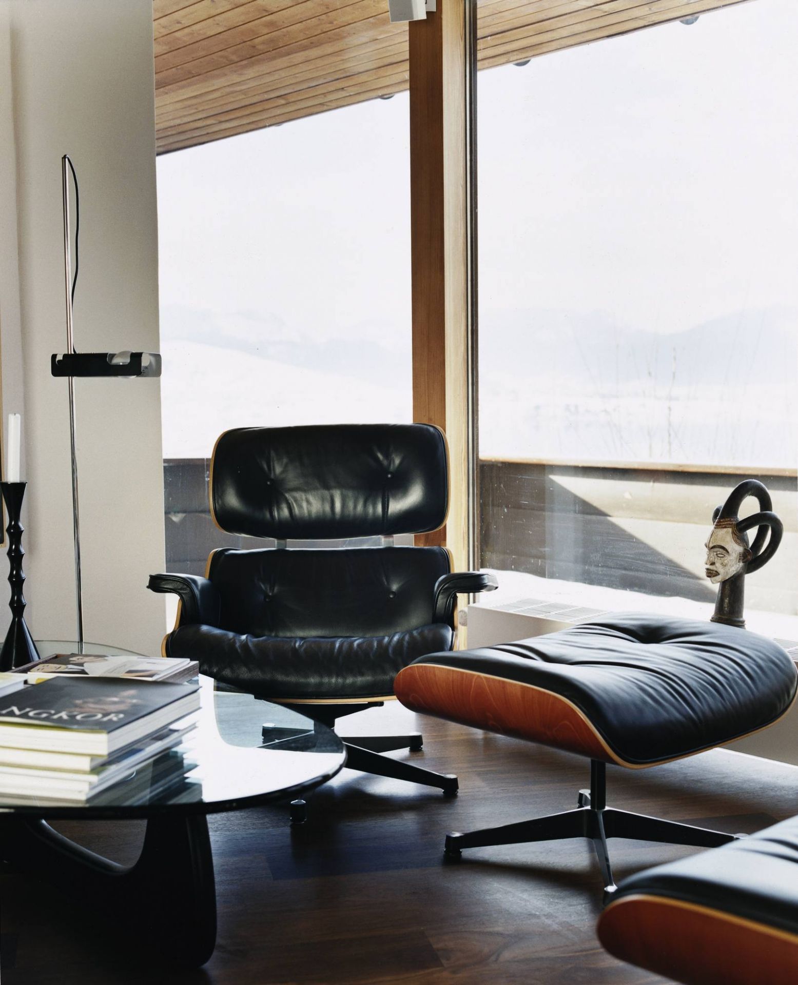 Eames Lounge Chair & Ottoman Armchair Leder Premium Vitra Seiten poliert- schwarz Leder Premium F schwarz Kirschbaum
