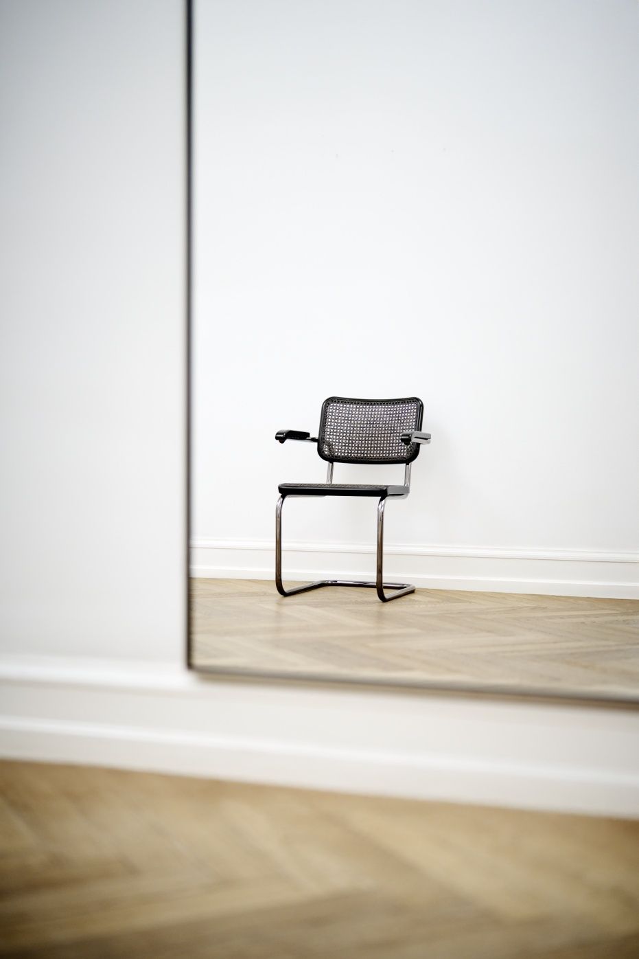 JS. Thonet by Jil Sander S 64 V / S64V Freischwinger Thonet 