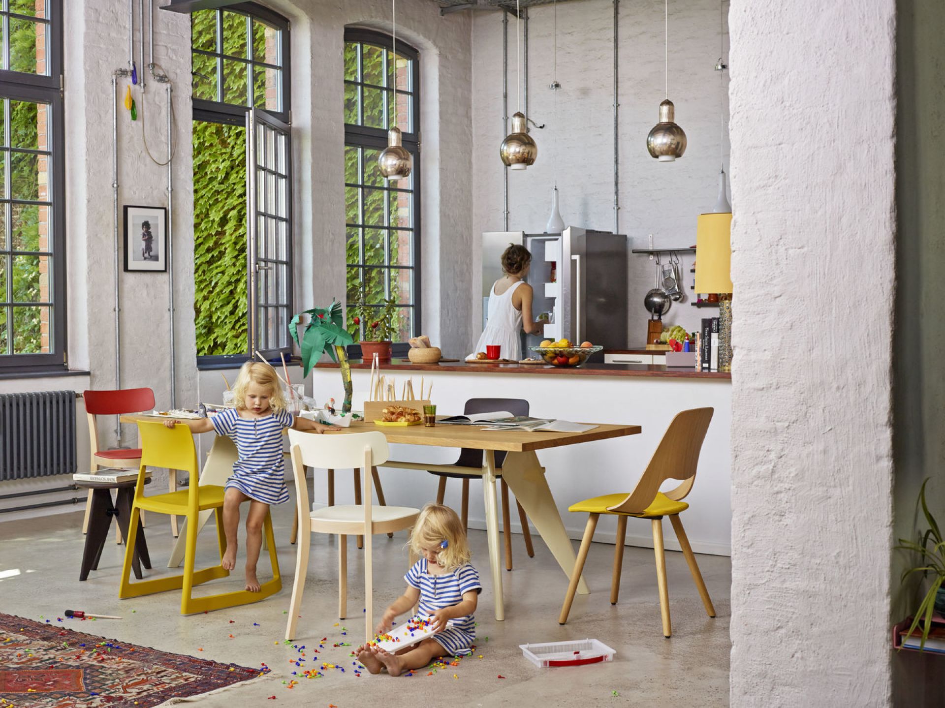 Tip Ton RE Stuhl Kunststoff Vitra Koralle