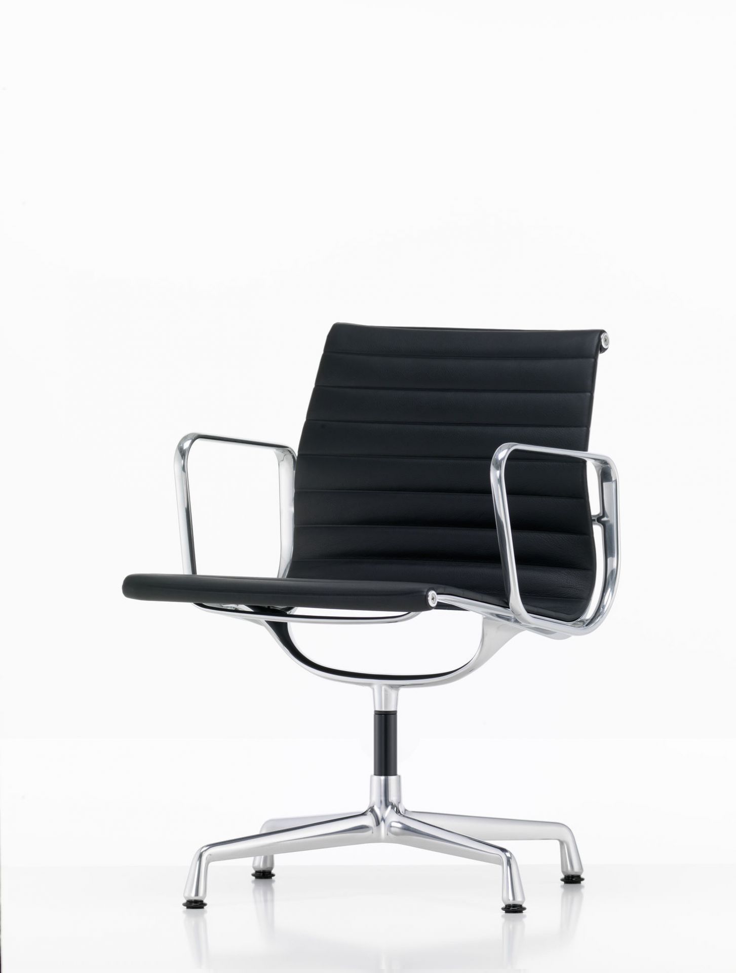 Aluminium Chair EA108 / EA 108 Stuhl Vitra