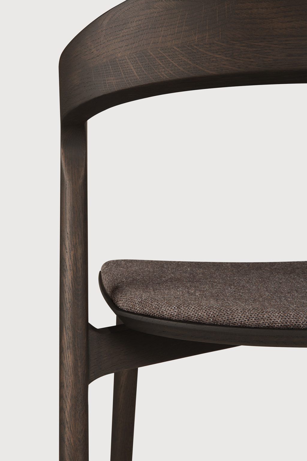 Bok Stuhl Eiche braun / Stoff Warm braun Ethnicraft