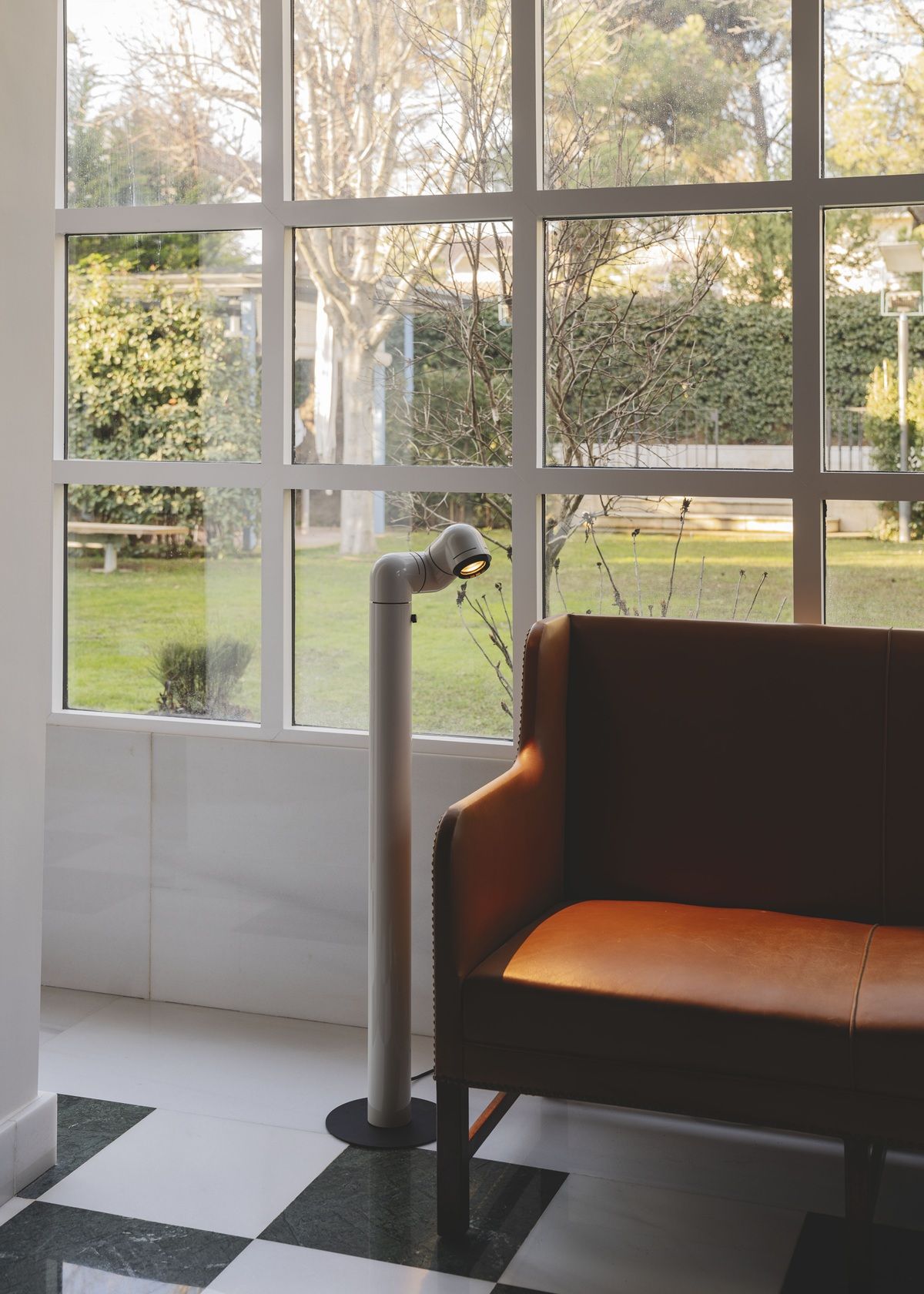 Tatu Alta Floor lamp Stehleuchte Santa & Cole