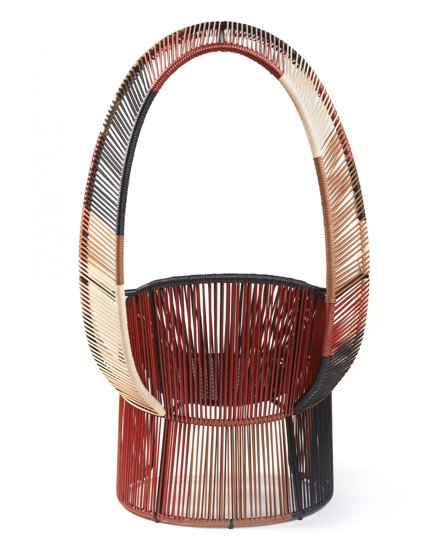 Cartagena Reina Chair: Moderner Outdoor Sessel aus farbigem Kunststoffgeflecht für Garten und Terrasse.