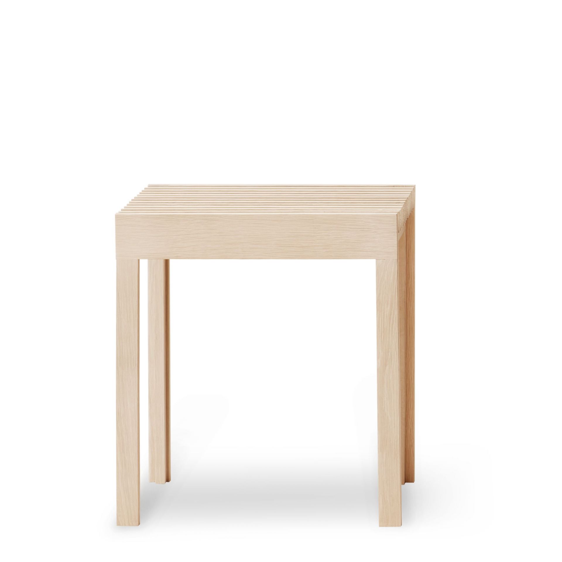 Lightweight Hocker Eiche weiß geölt Form & Refine