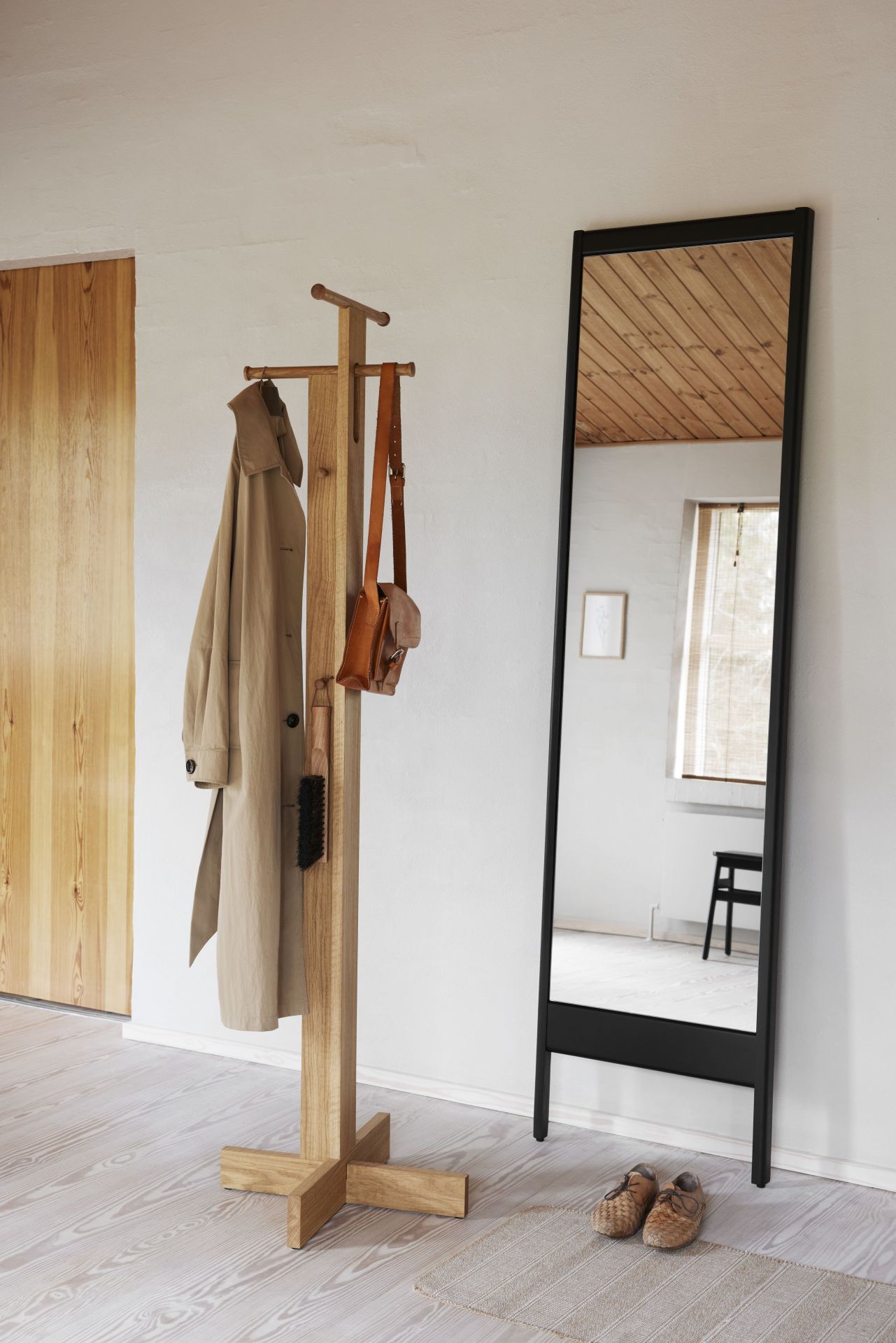 Foyer Garderobenständer Form & Refine