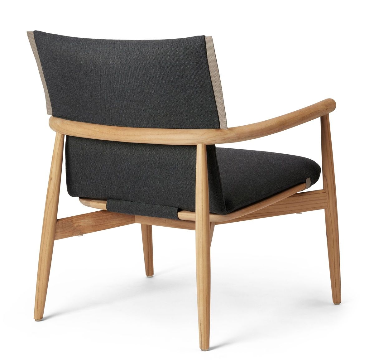 Embrace Outdoor Lounge Chair Stuhl mit Kissen Carl Hansen & Søn