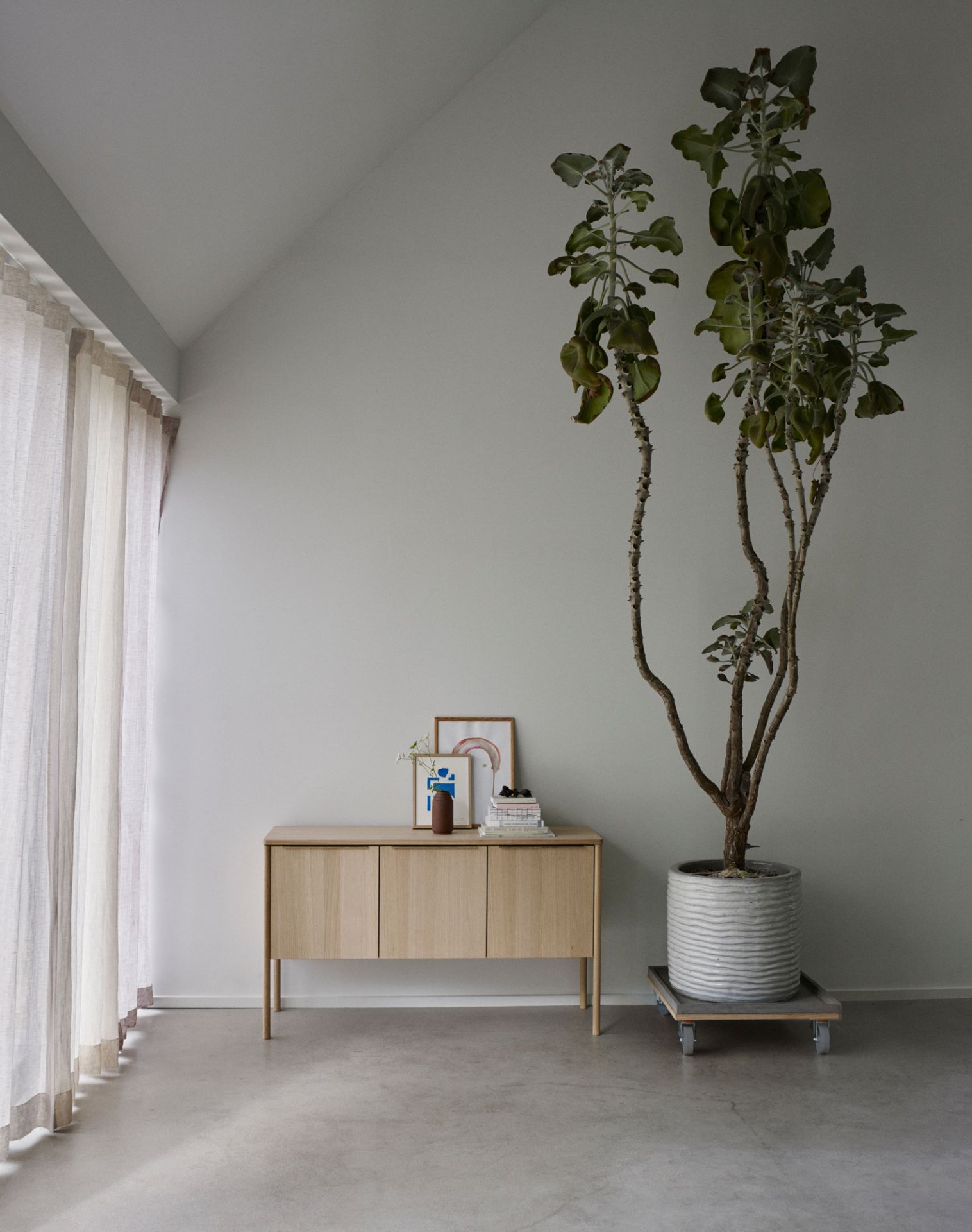 Jut Cabinet Sideboard Eiche FSC Mix Skagerak