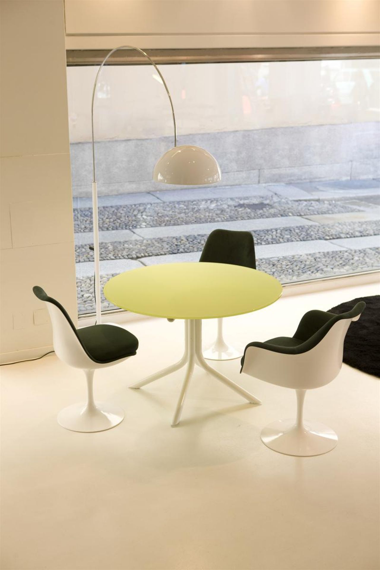 Tulip Armchair / Tulpen Armlehnenstuhl drehbar Knoll International