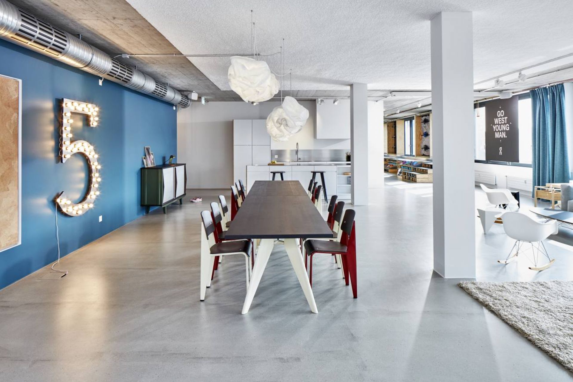 EM Table Tisch Holz B 90 x L 260 cm Vitra