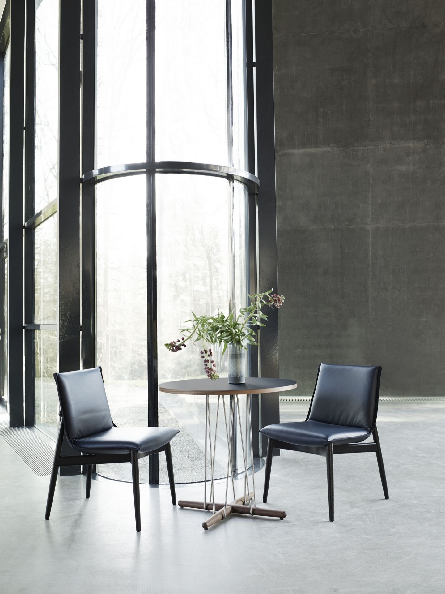 E020 Embrace Tisch Eiche Carl Hansen & Søn