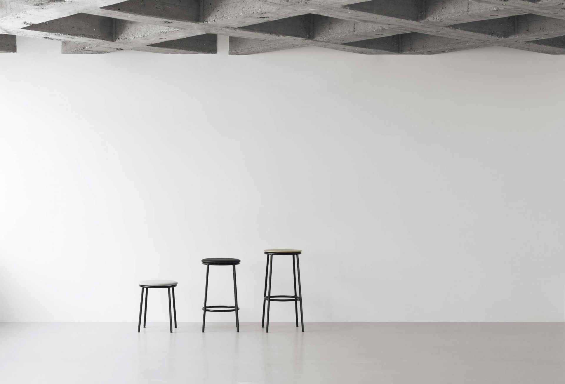 Circa Barstool H 75 cm Barhocker Normann Copenhagen