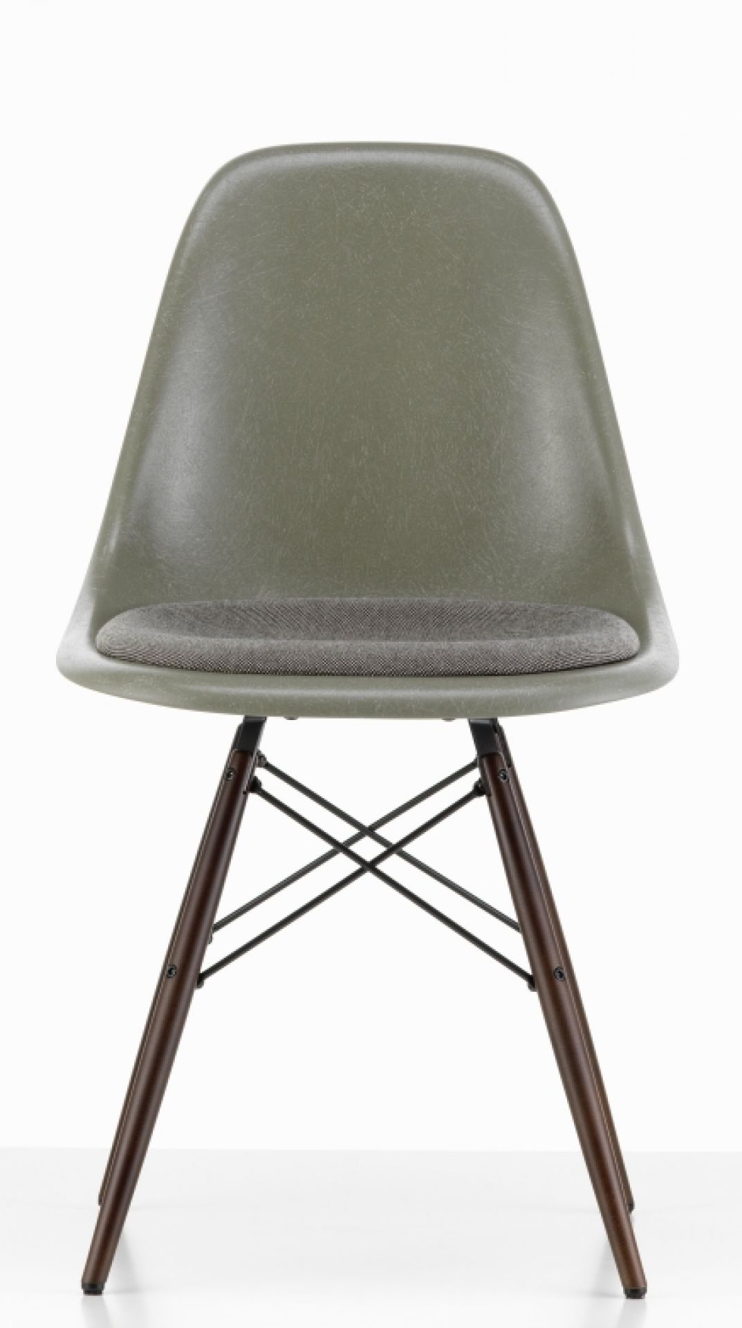 Eames Fiberglass Chair DSW Stuhl mit Sitzpolster Vitra