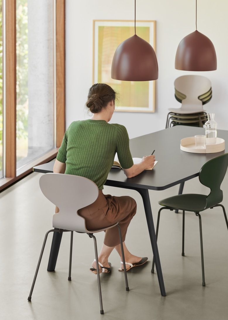 Pluralis Tisch Fritz Hansen