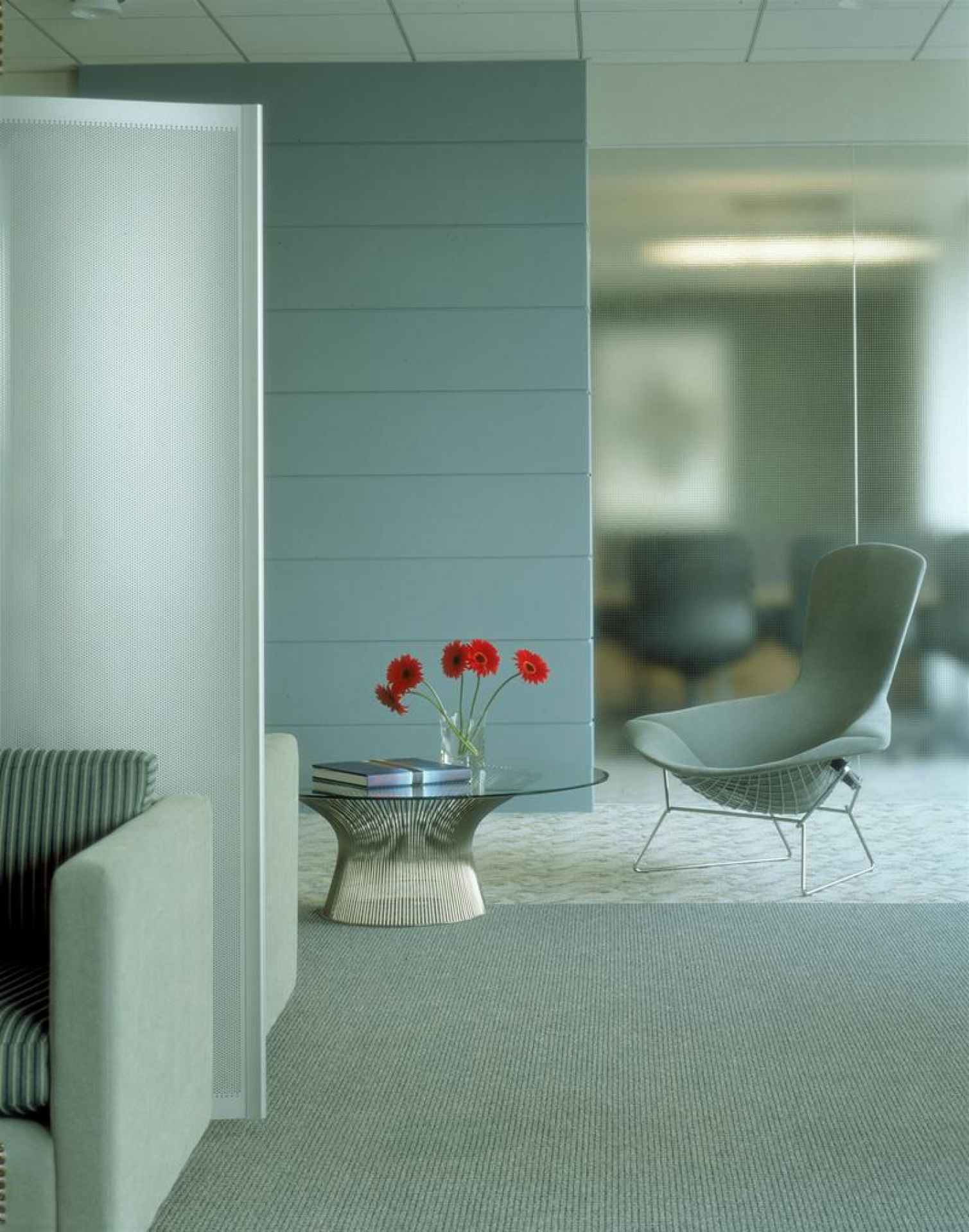 Platner Couchtisch Kristallglas / Nickel poliert Knoll International - QUICK SHIP