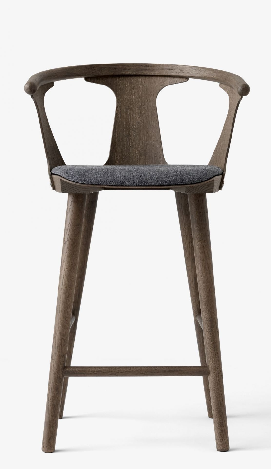 In Between Barstool Barhocker SK10 mit Sitzpolster AndTradition