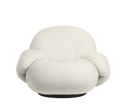 Pacha Lounge Chair Sessel mit Armlehnen Gubi