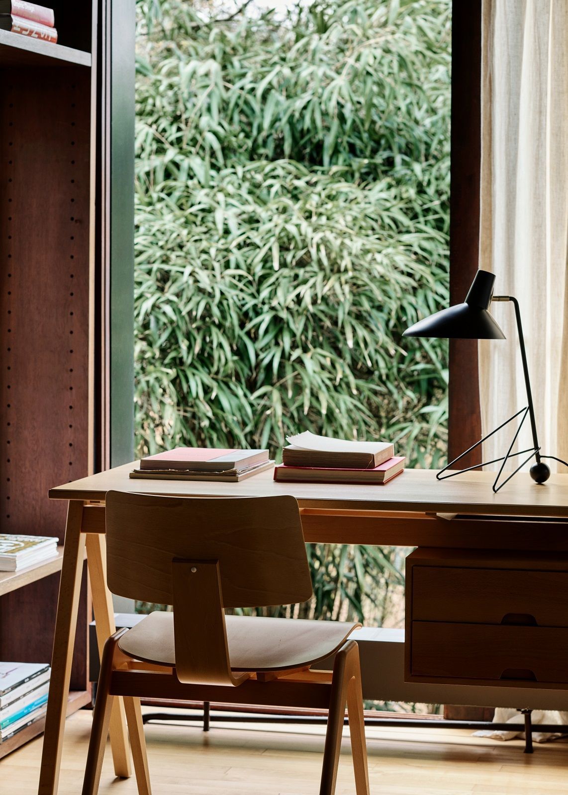 Tripod HM9 Table lamp Tischleuchte AndTradition