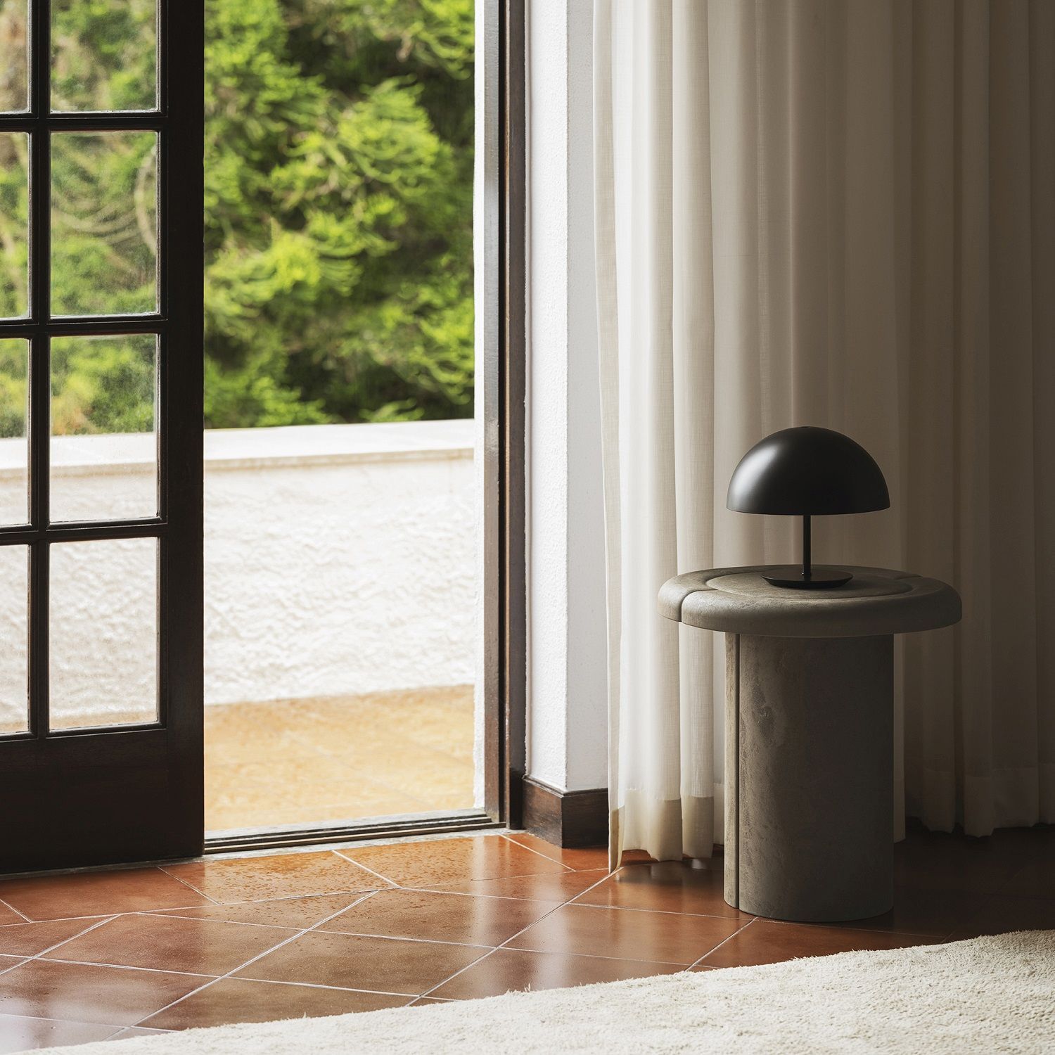 Alder Side Table Beistelltisch Indoor / Outdoor Mater