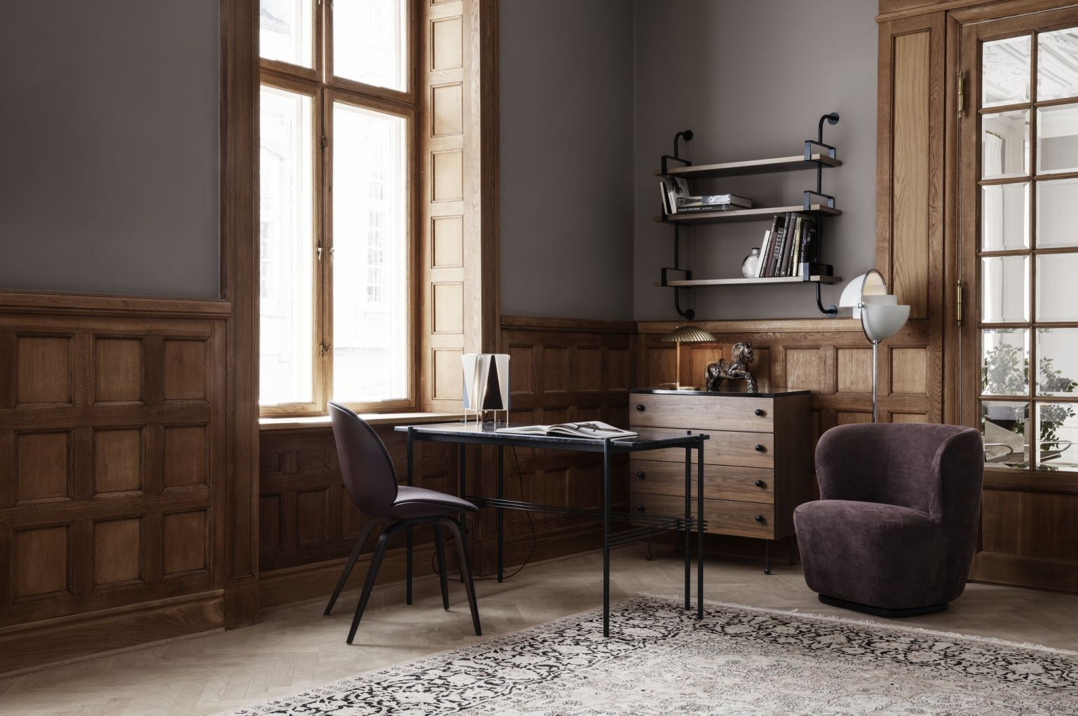 TS Desk Schreibtisch Marmor schwarz Gubi