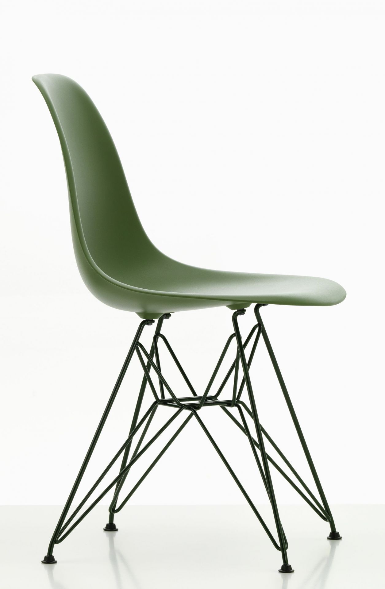 Eames Plastic Side Chair DSR Stuhl Monoton Vitra