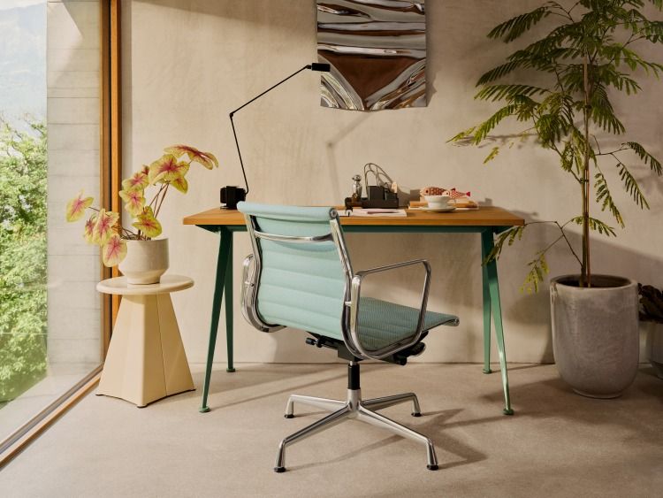 Tabouret Métallique Metallic Hocker Vitra