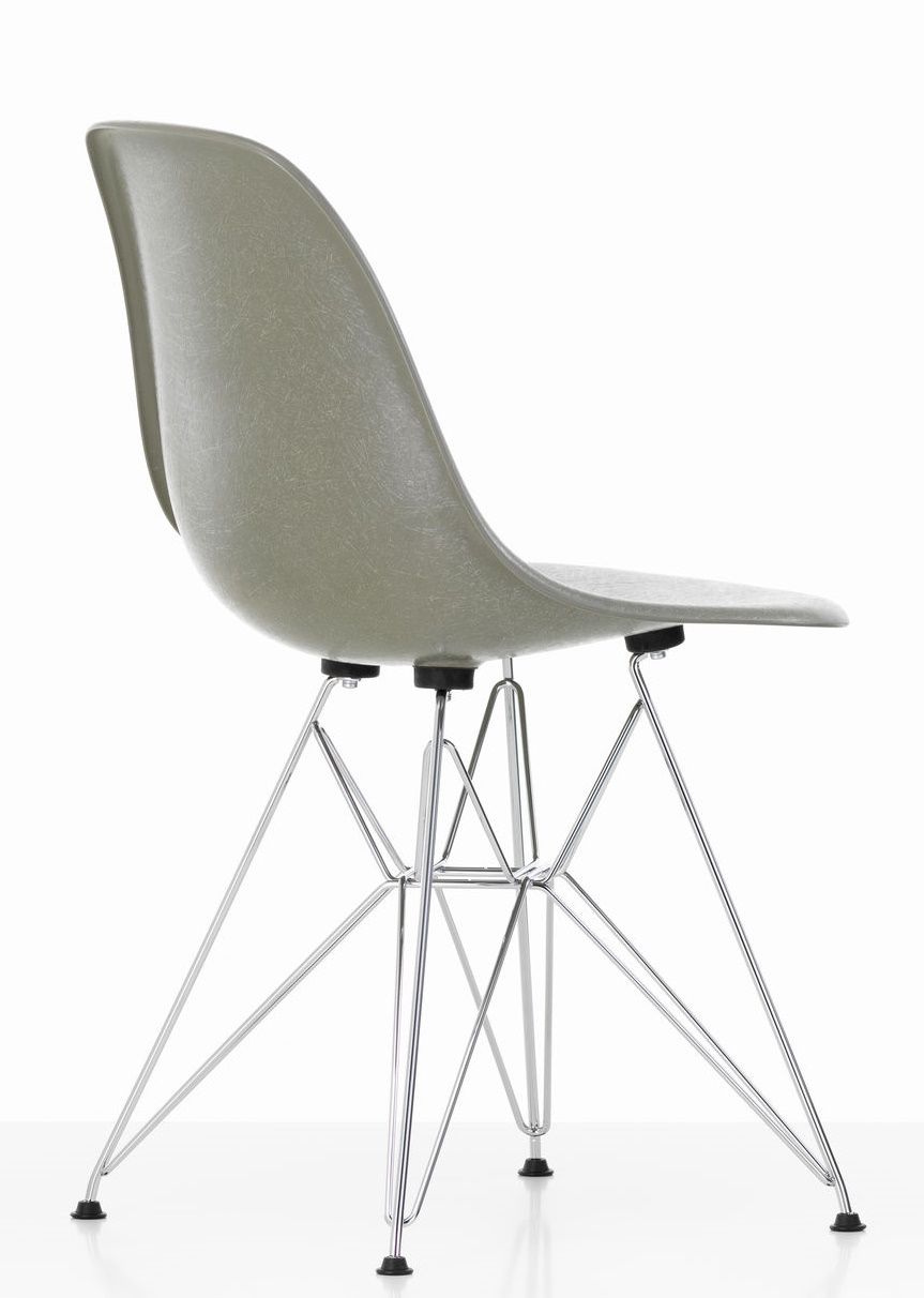Eames Fiberglass Chair DSR Stuhl Vitra