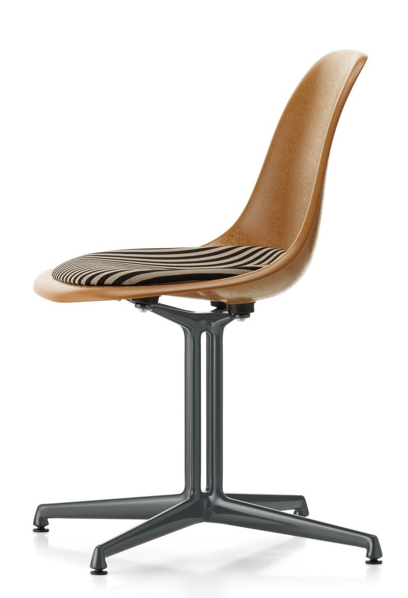 Eames Fiberglass Side Chair La Fonda Ocker Dunkel Vitra LIMITED EDITION