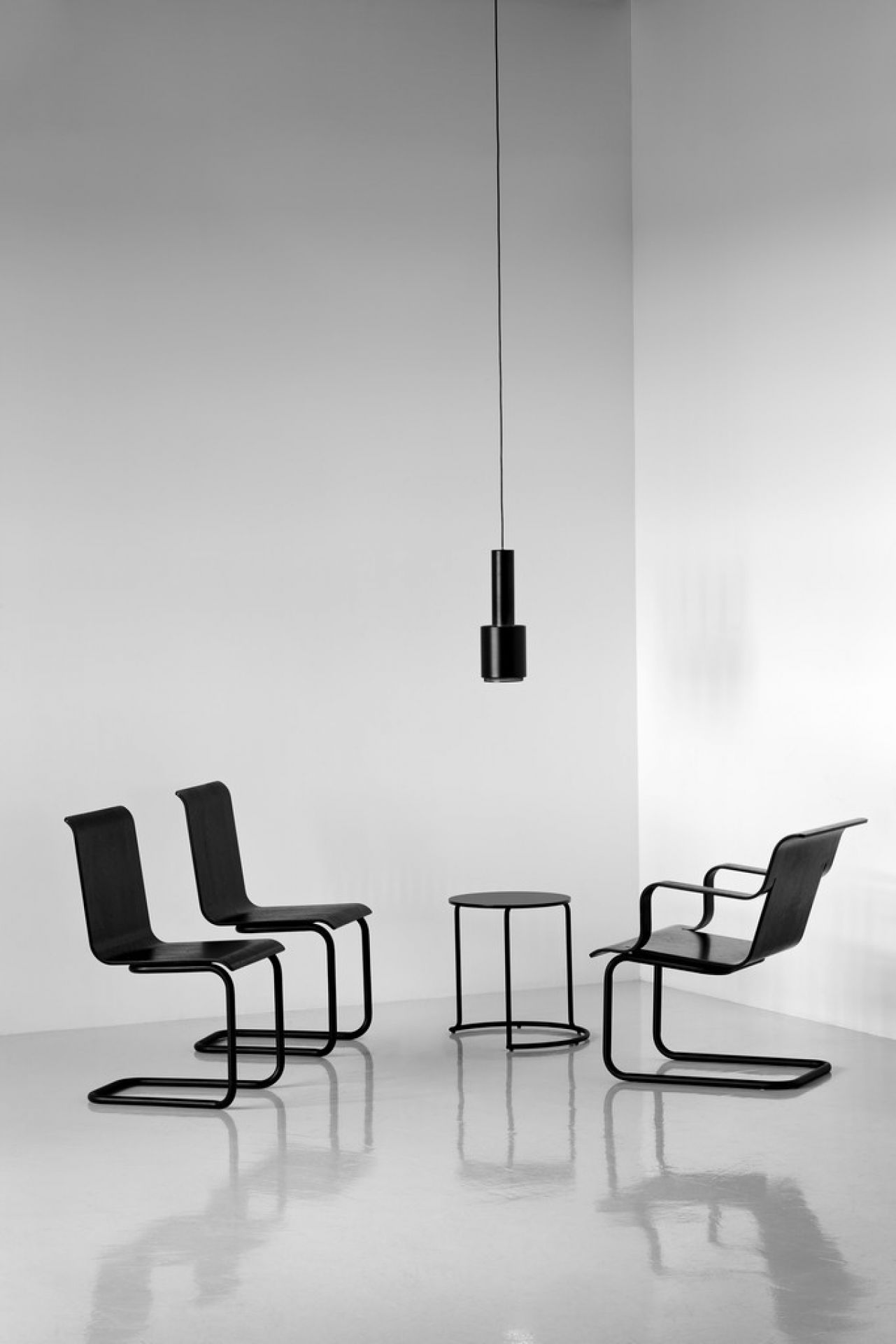 606 Beistelltisch Artek