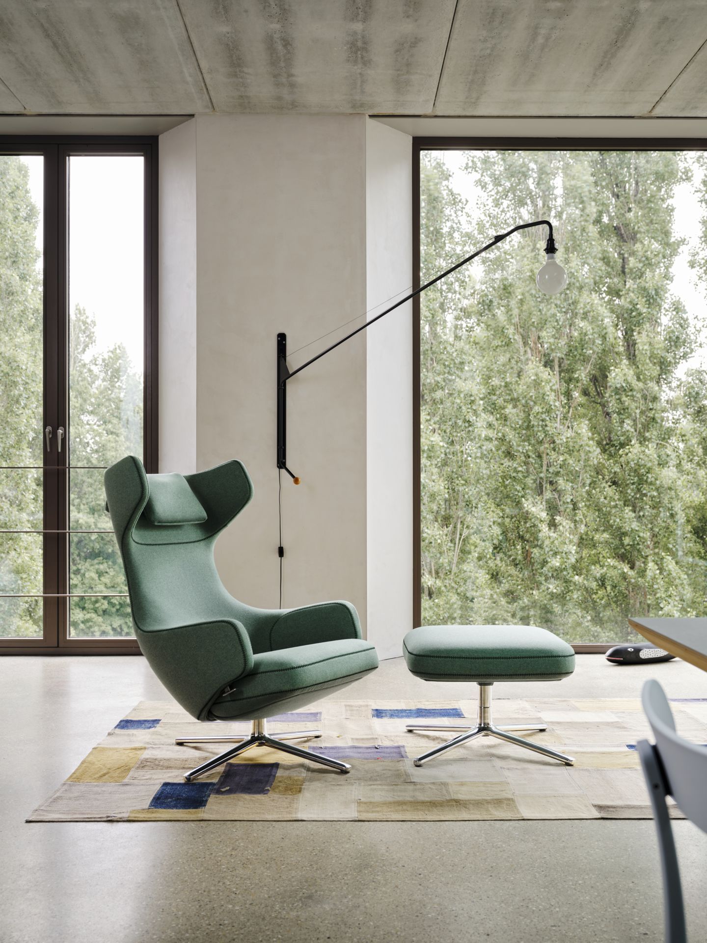 Grand Repos Sessel & Ottoman Vorzugskombination Vitra Cosy Kieselstein 40 cm