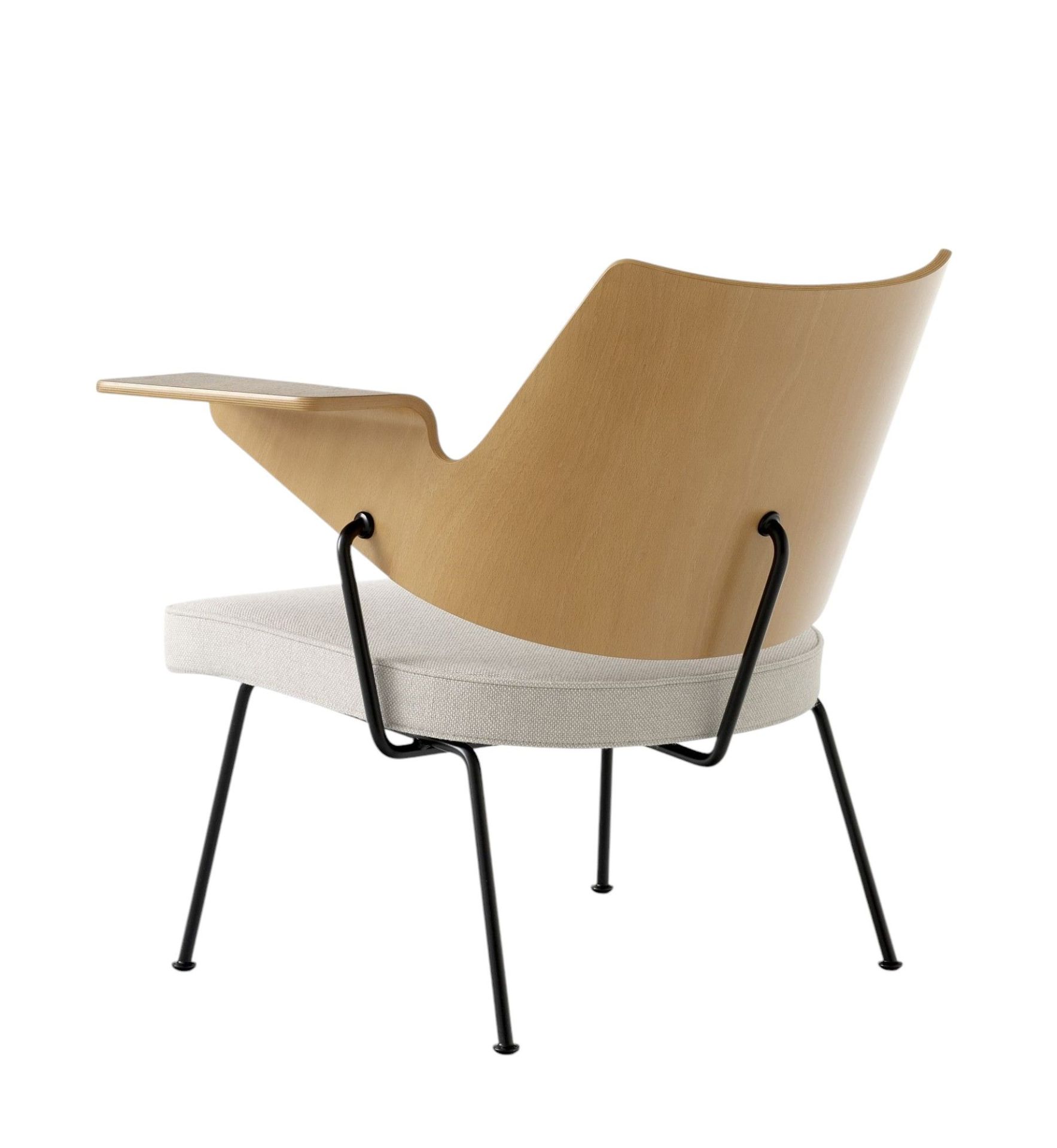 RFH Robin Day RD8 Lounge Chair Sessel AndTradition