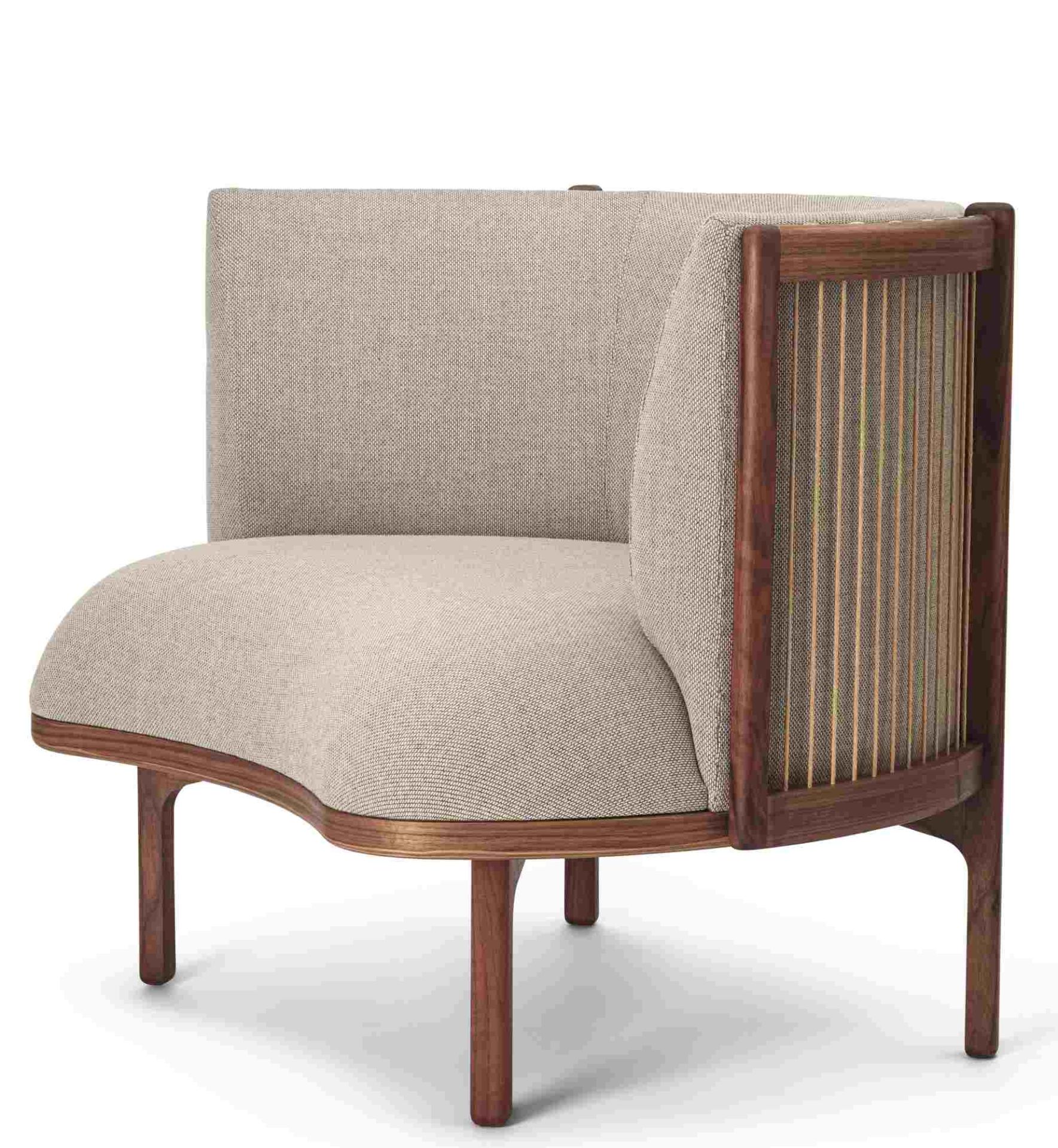 RF1904 Sideways Lounge Chair Sessel von Carl Hansen & Søn, Nussbaum geölt mit Re-Wool Bezug.