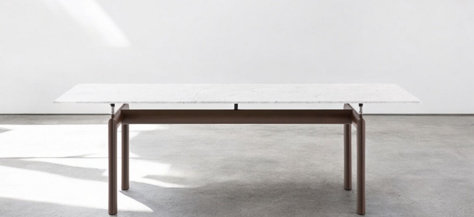 6 Table Tube D´avion Esstisch Outdoor Cassina