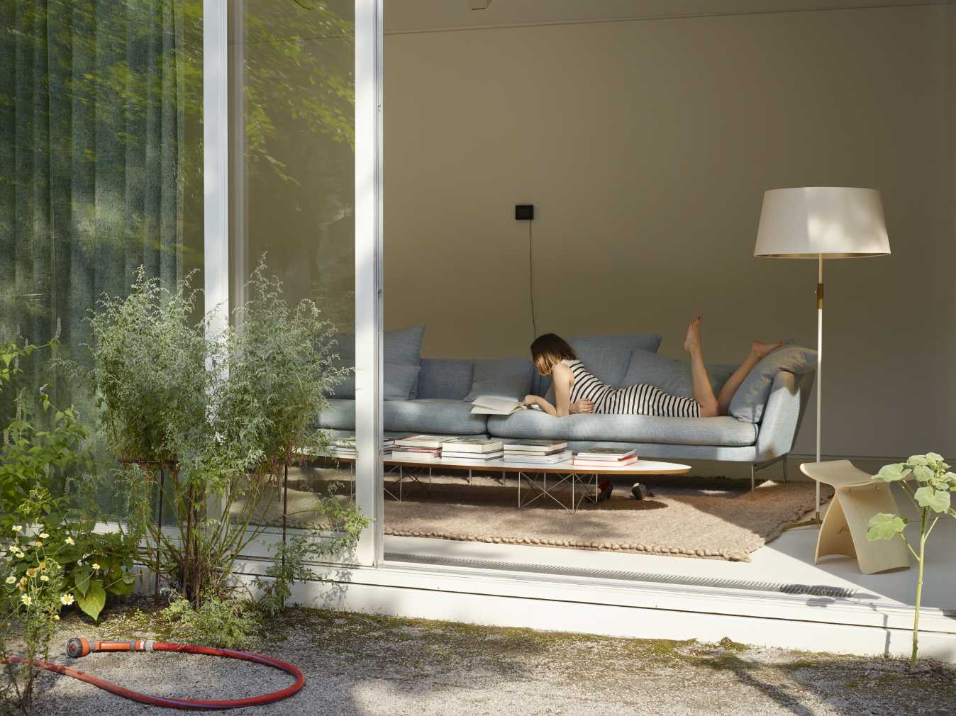 Elliptical Table ETR Eames Tisch / Couchtisch Vitra NEUE VERSION