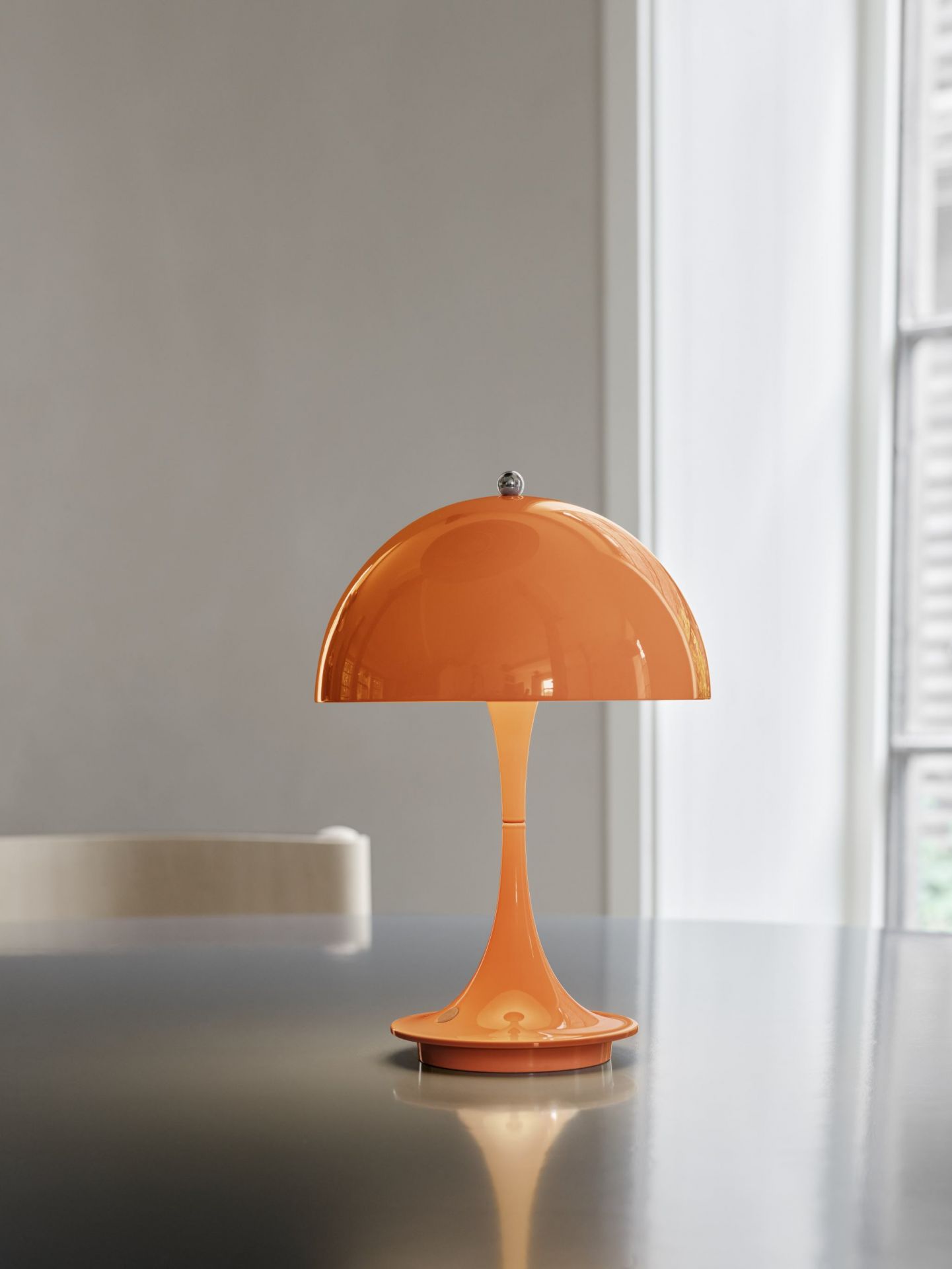 Panthella 160 Portable Akku LED-Tischleuchte Indoor/Outdoor Louis Poulsen EINZELSTÜCK
