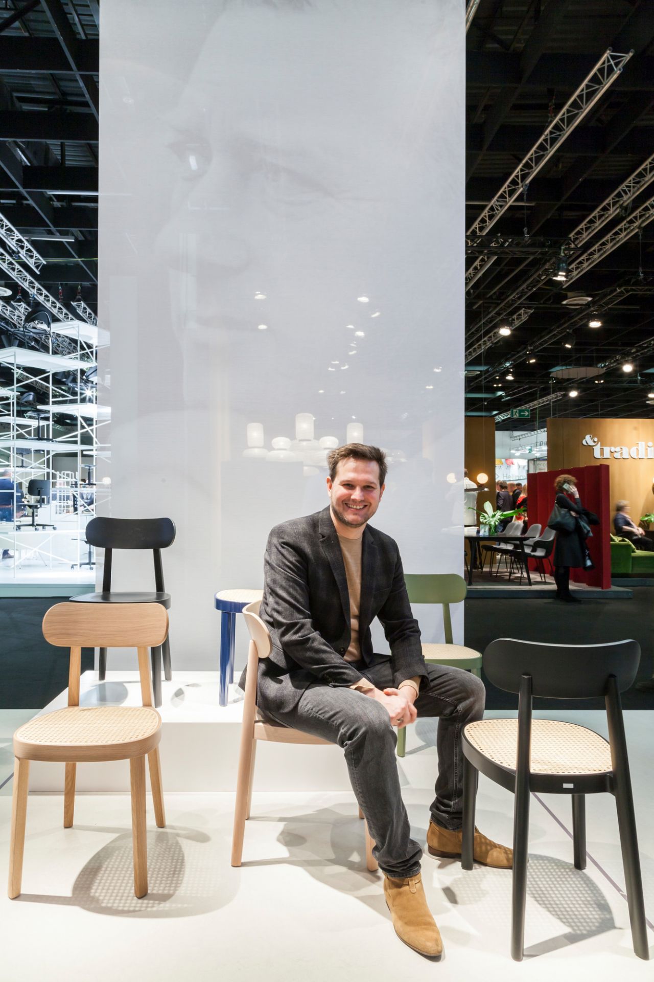 Holzstuhl 118 M Weiss lasiert Thonet