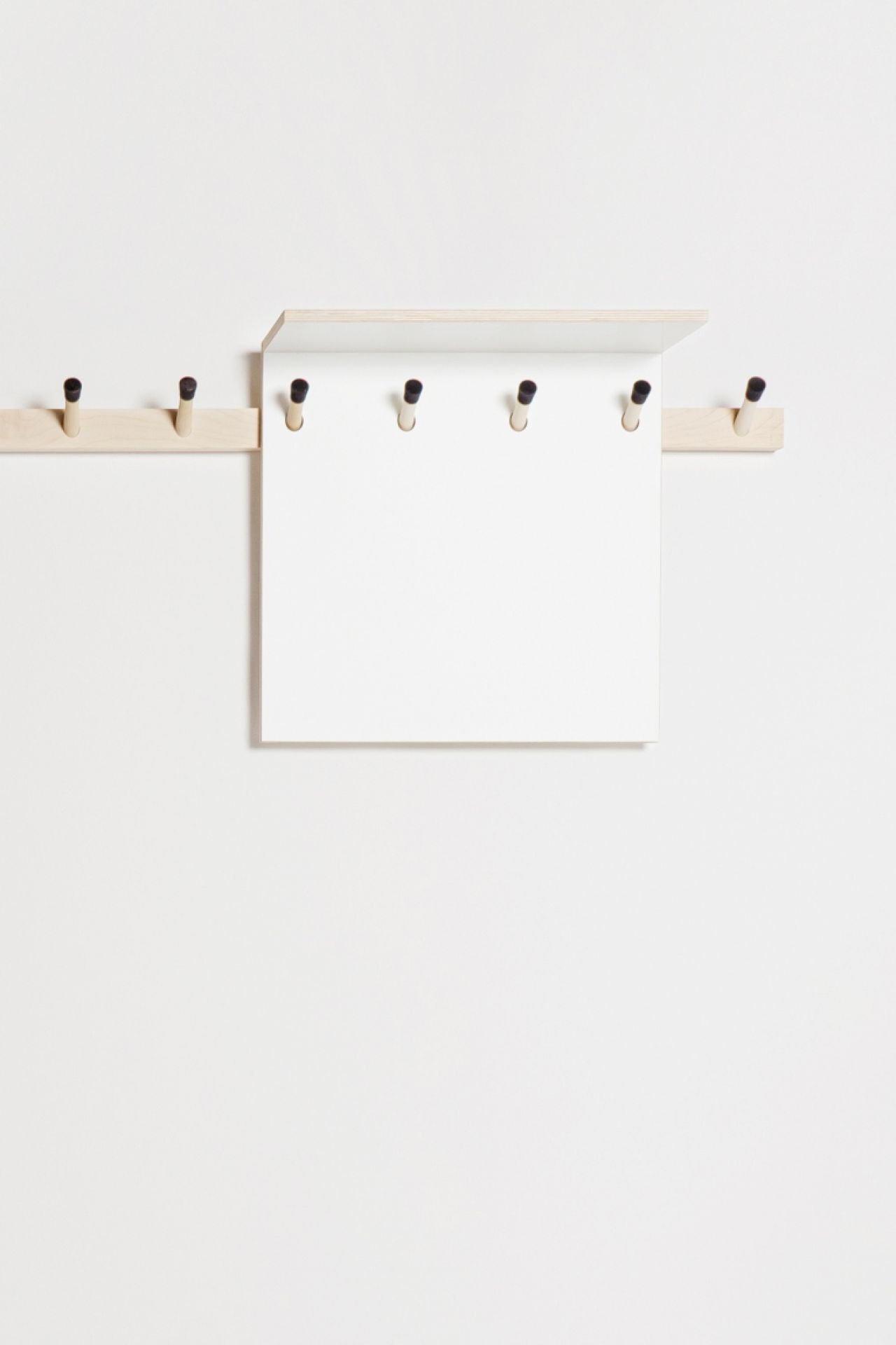 Rechenbeispiel Hutablage Nils Holger Moormann 
