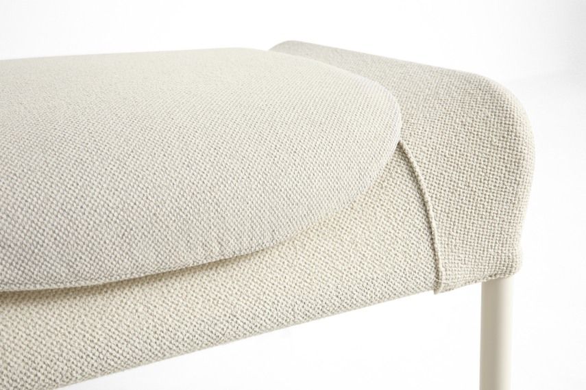 02 Ottoman Hay 