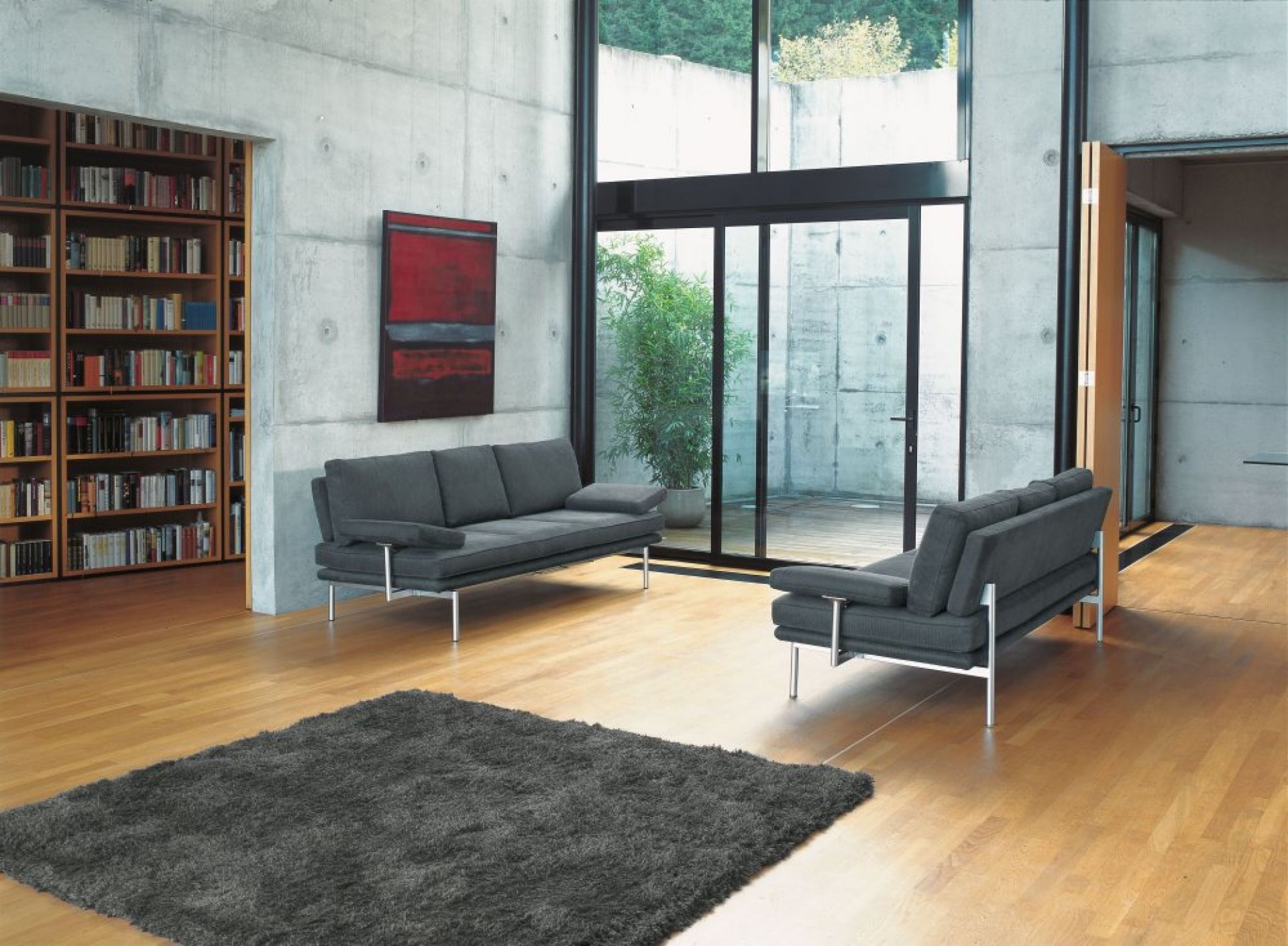 LIVING PLATFORM Sofa mit zwei Funktionsarmlehnen Walter Knoll