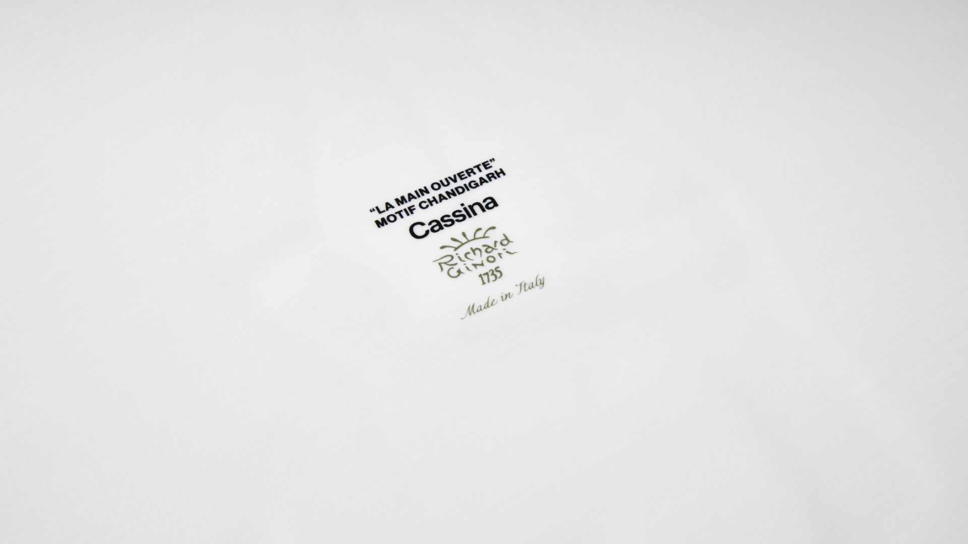 Collection Chandigarh Tablett Cassina